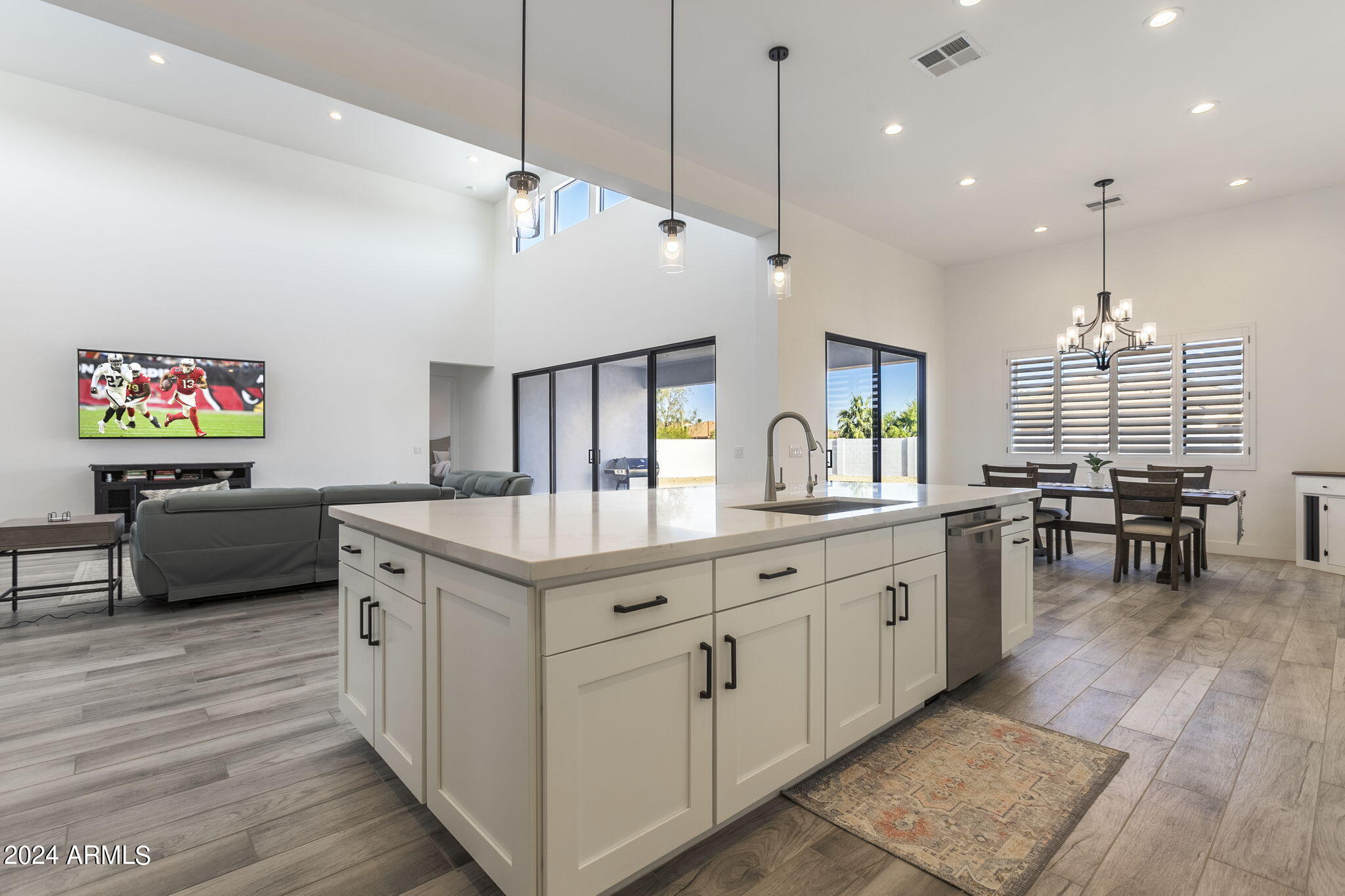 3311 W DESERT DAWN Drive