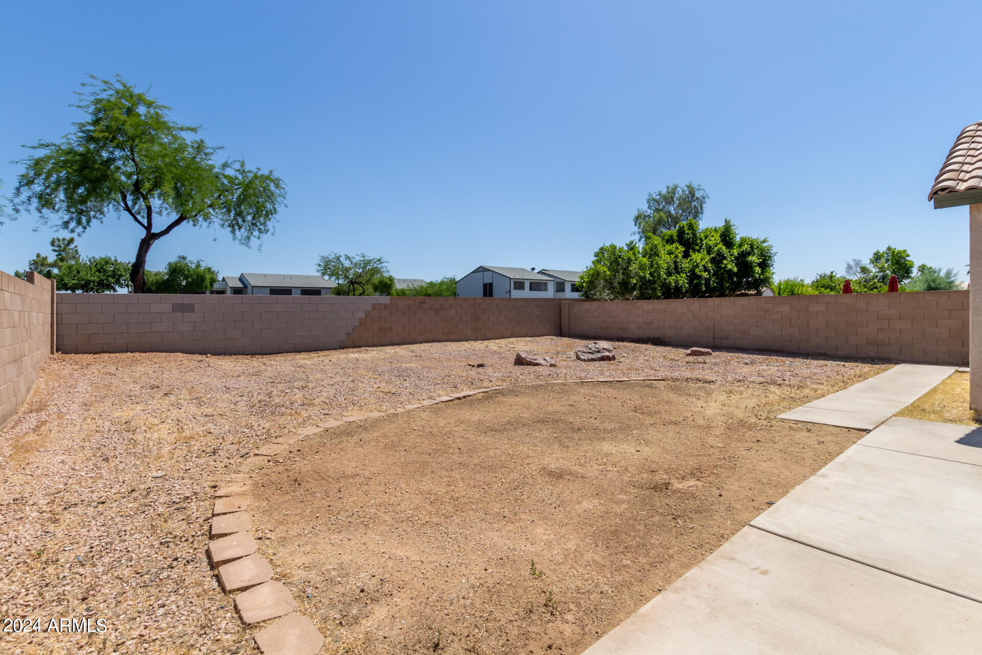 7551 W JENAN Drive
