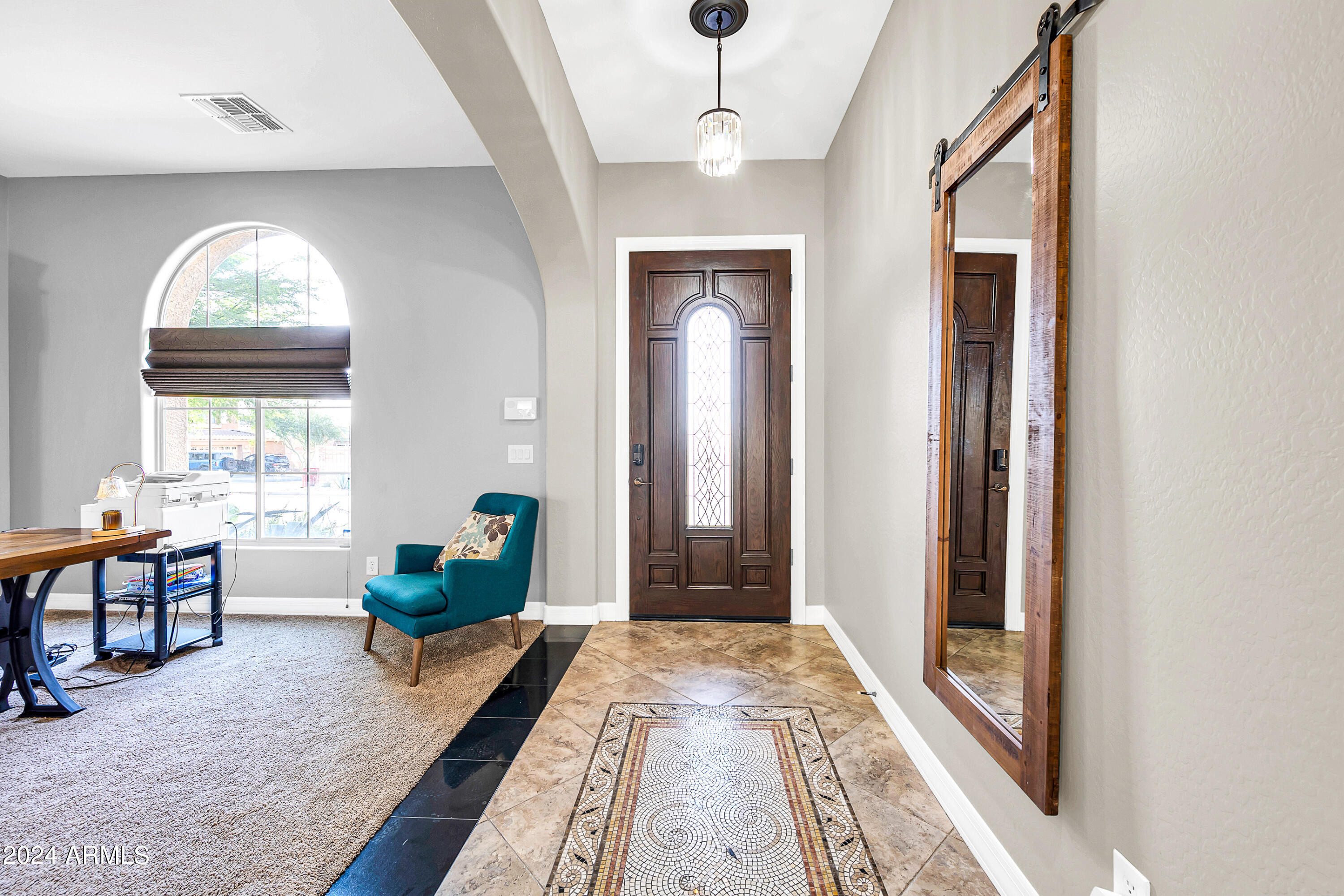 2513 W MINERAL Road