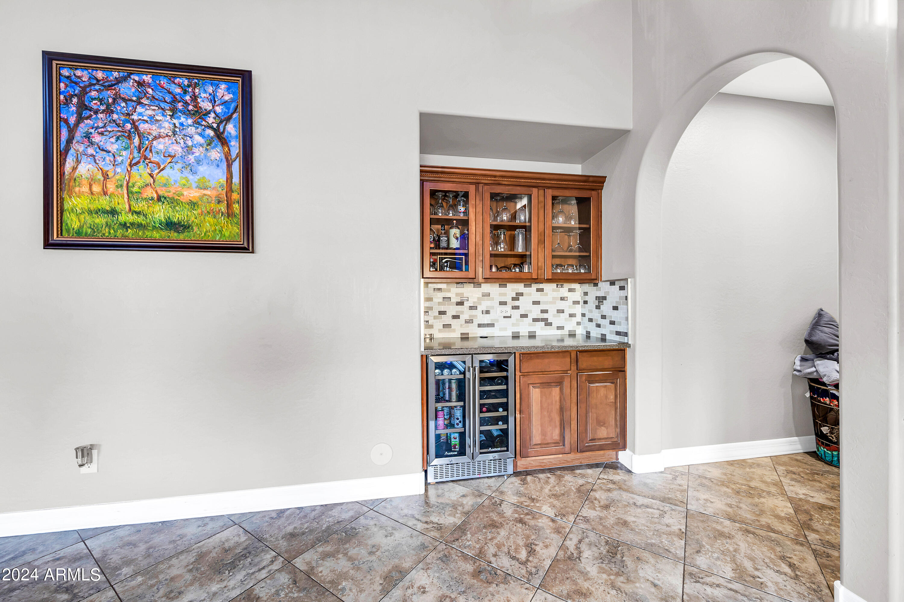 2513 W MINERAL Road