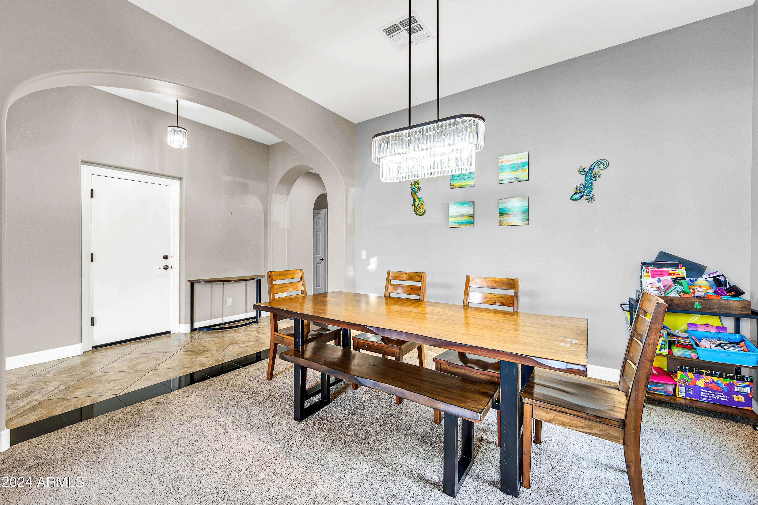 2513 W MINERAL Road