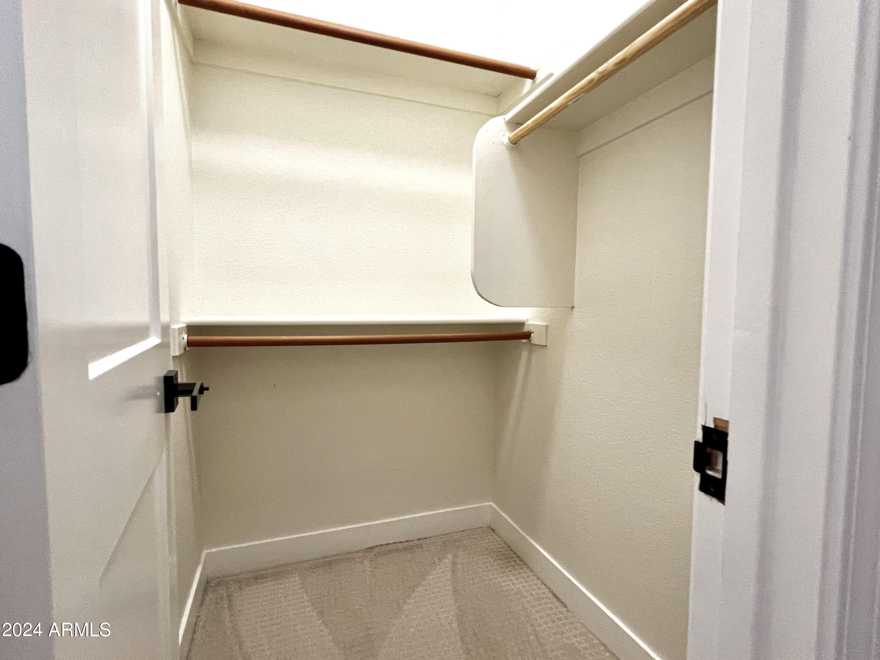 7336 E SAND HILLS Road