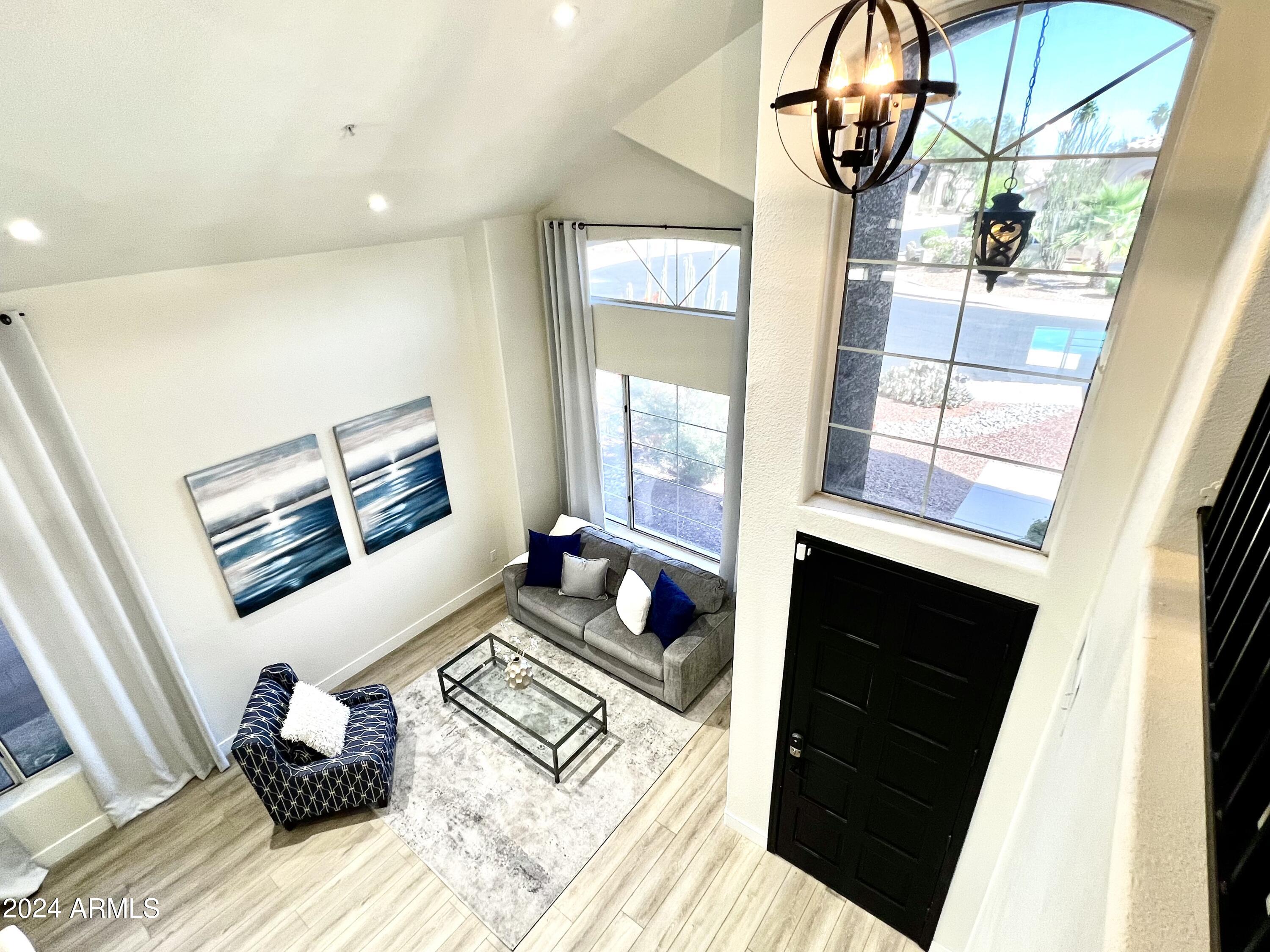 7336 E SAND HILLS Road