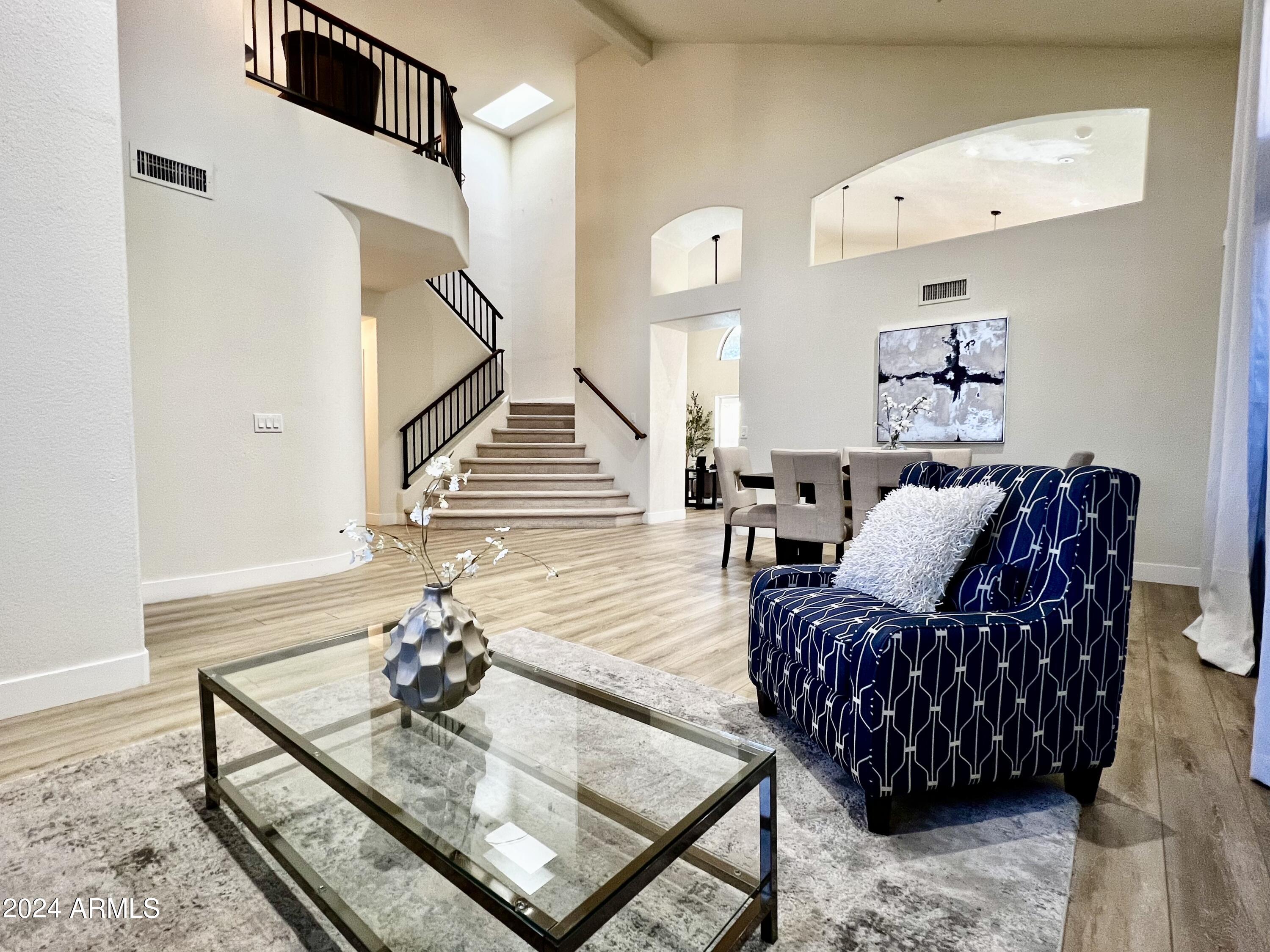 7336 E SAND HILLS Road