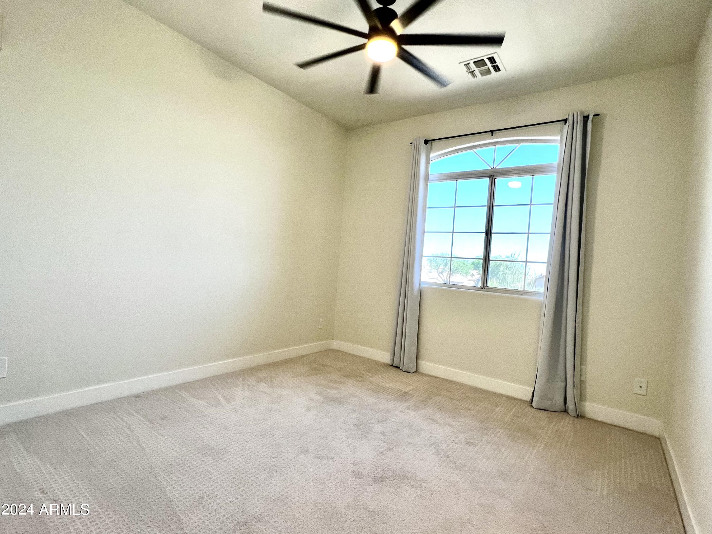 7336 E SAND HILLS Road