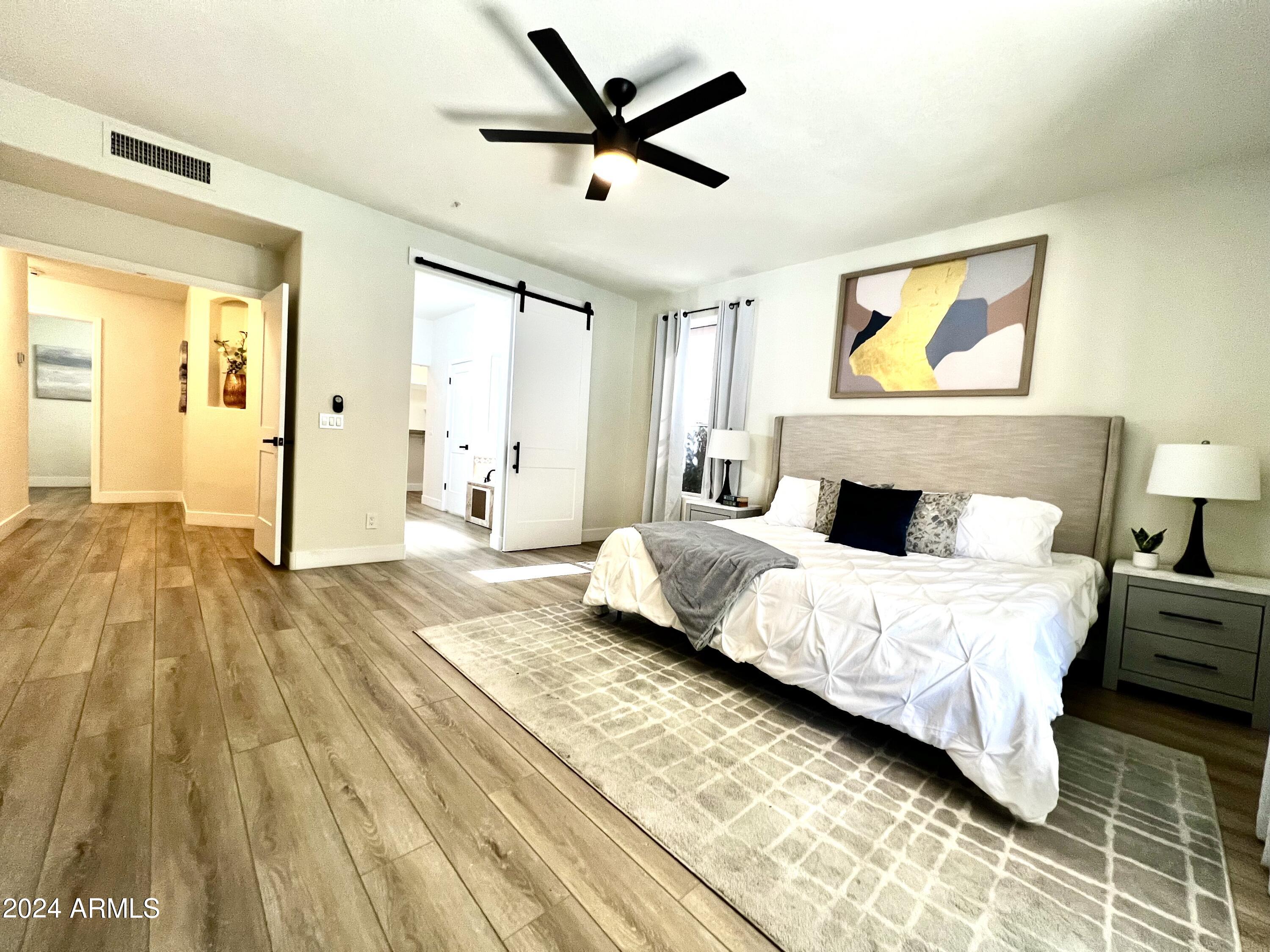 7336 E SAND HILLS Road