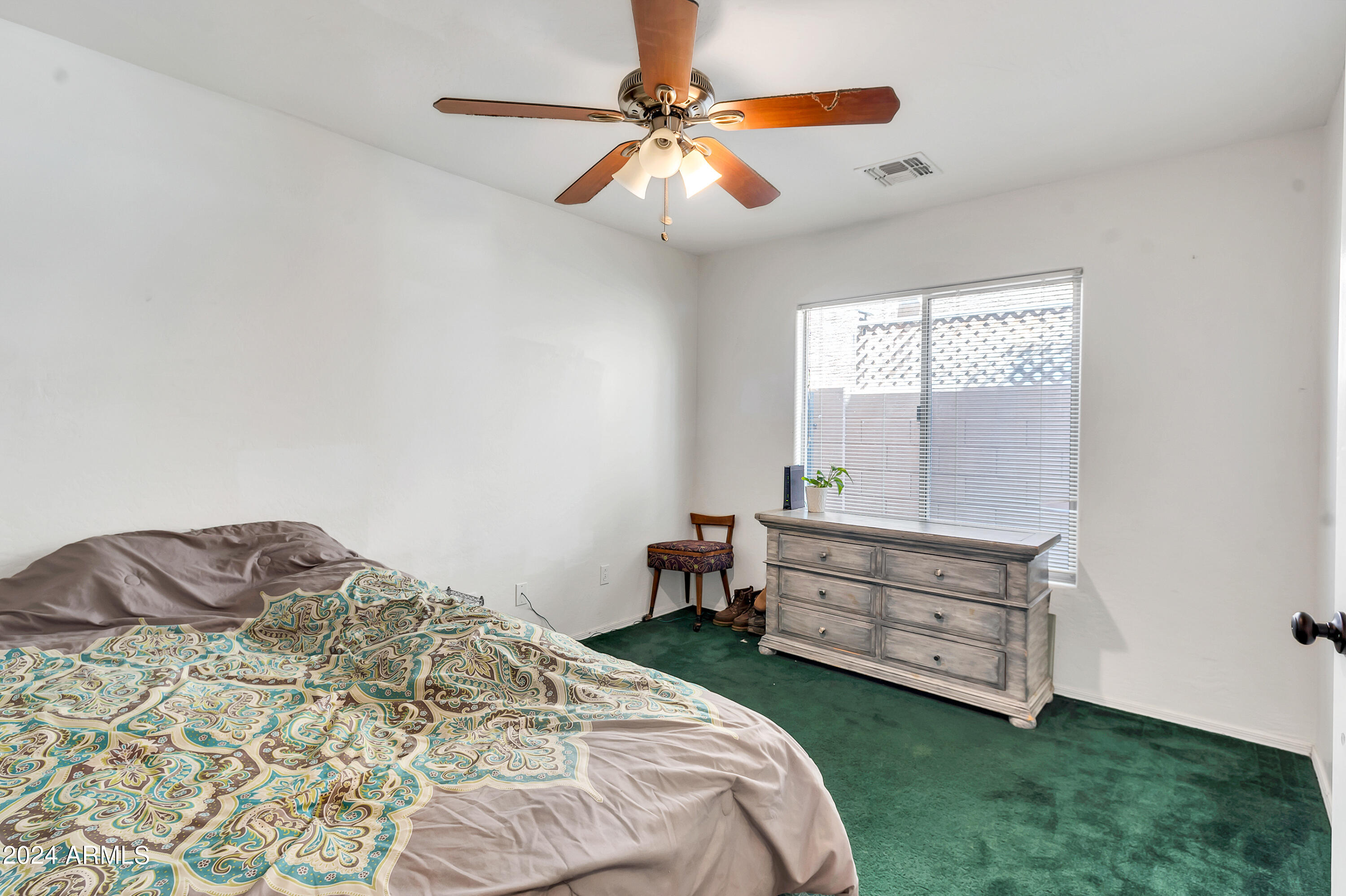 1215 W OCOTILLO Street