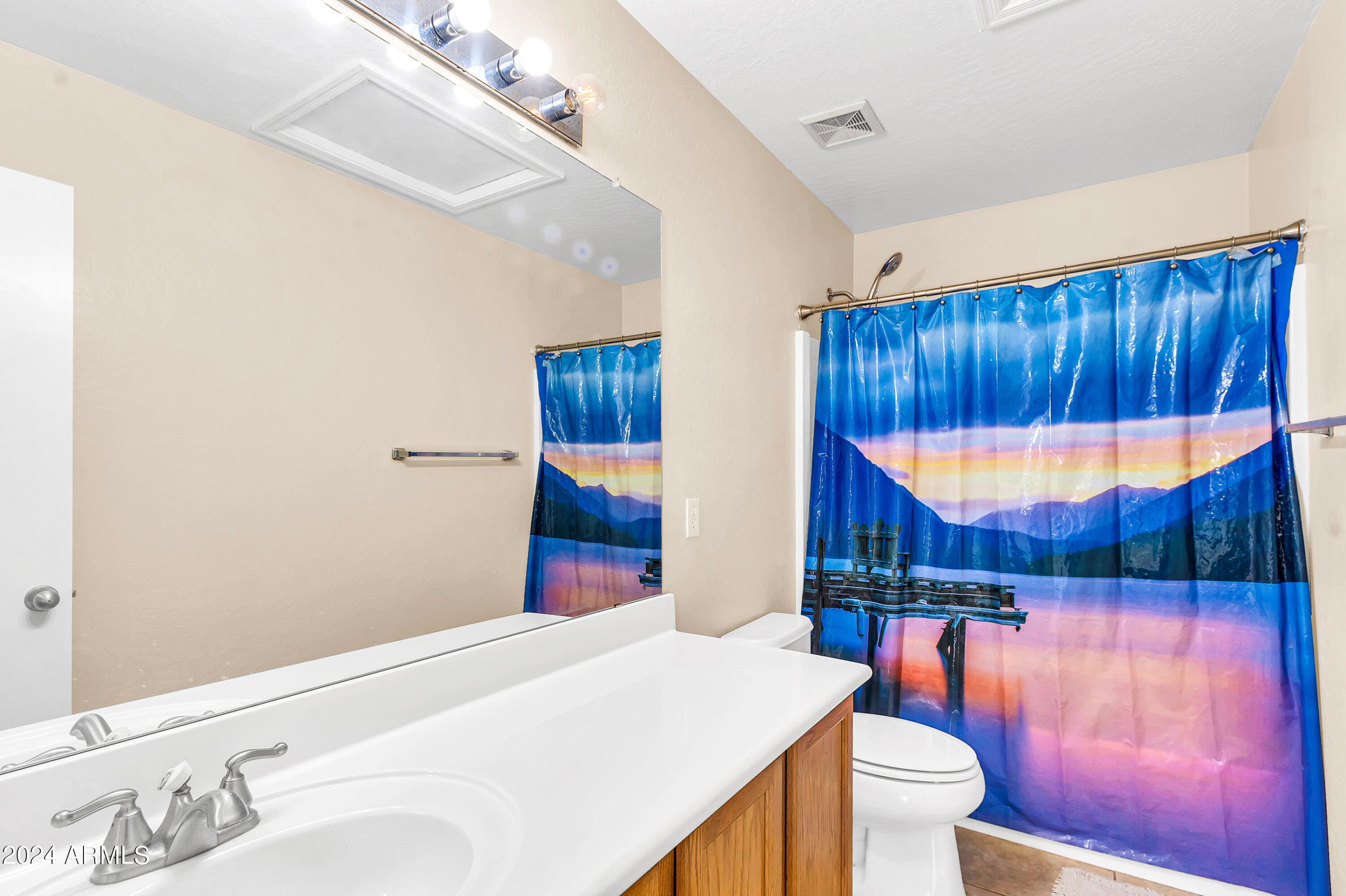 1215 W OCOTILLO Street