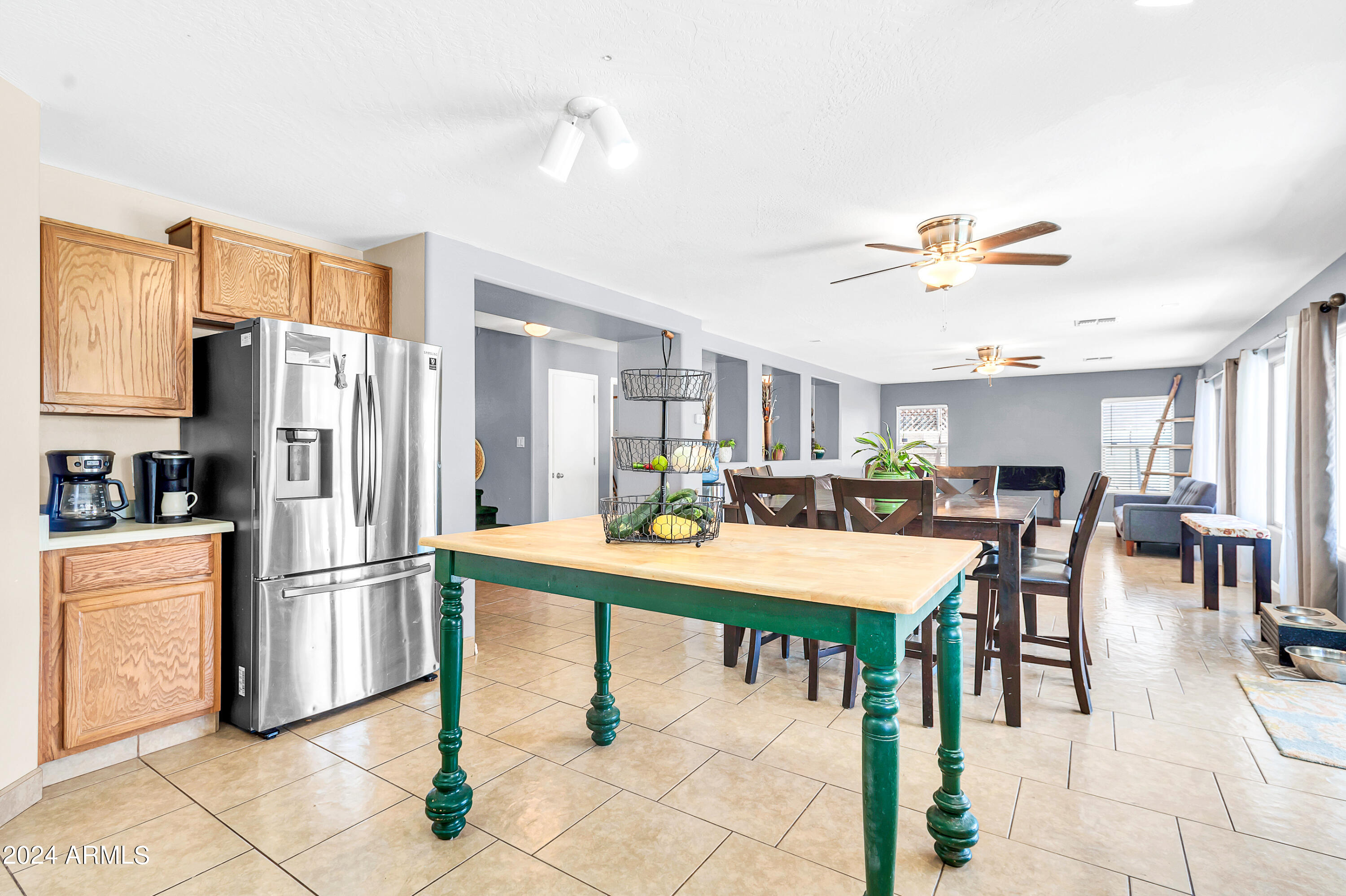 1215 W OCOTILLO Street