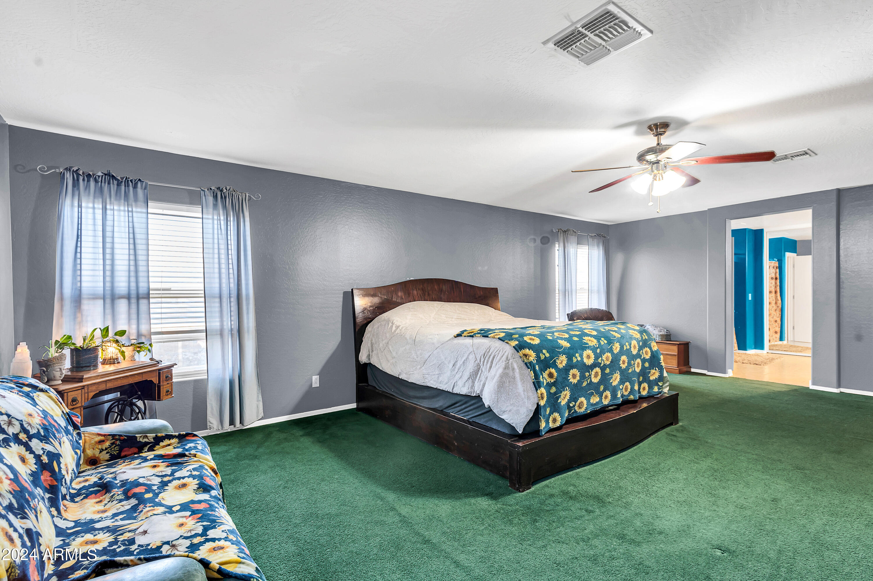 1215 W OCOTILLO Street