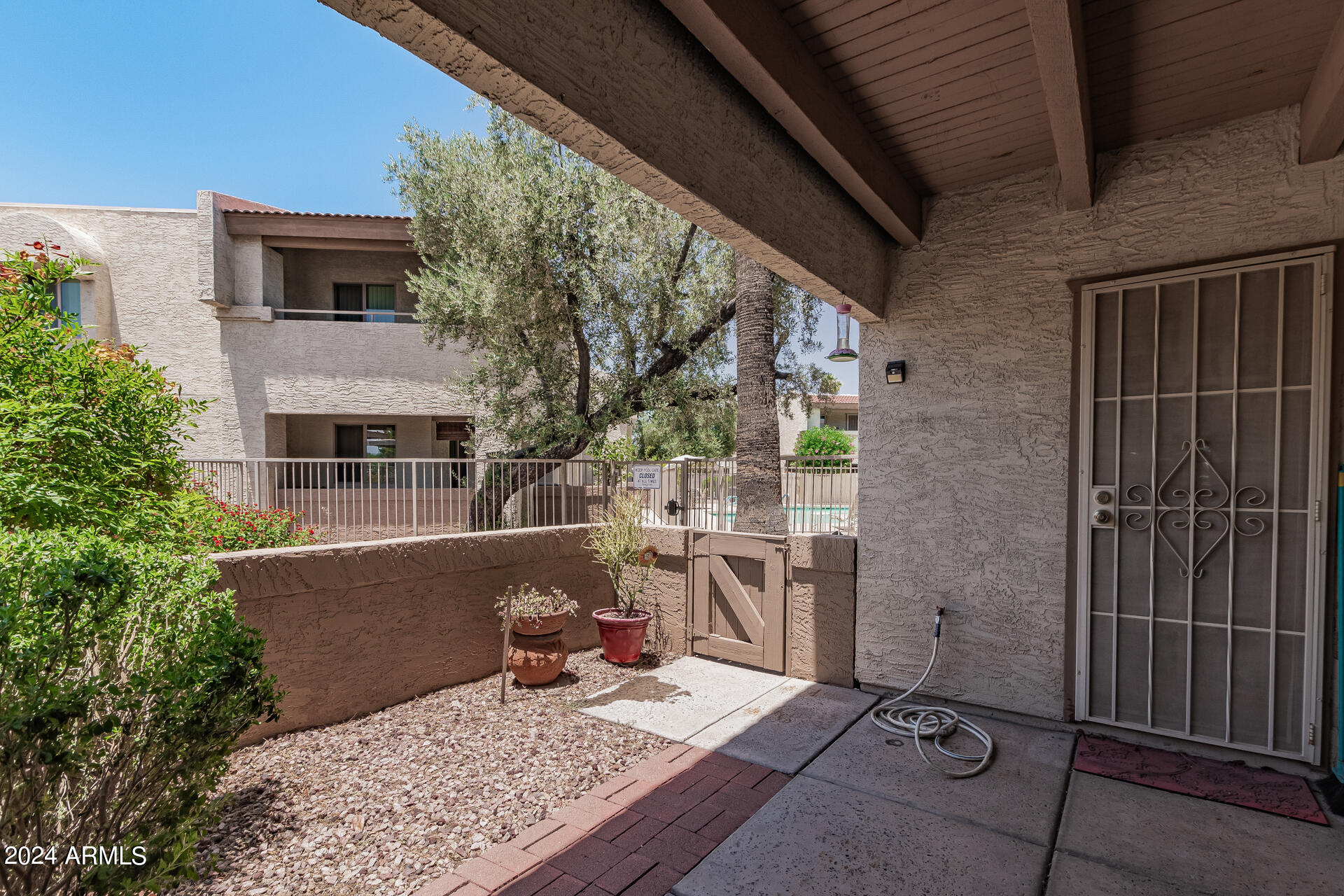 4150 E CACTUS Road # 118