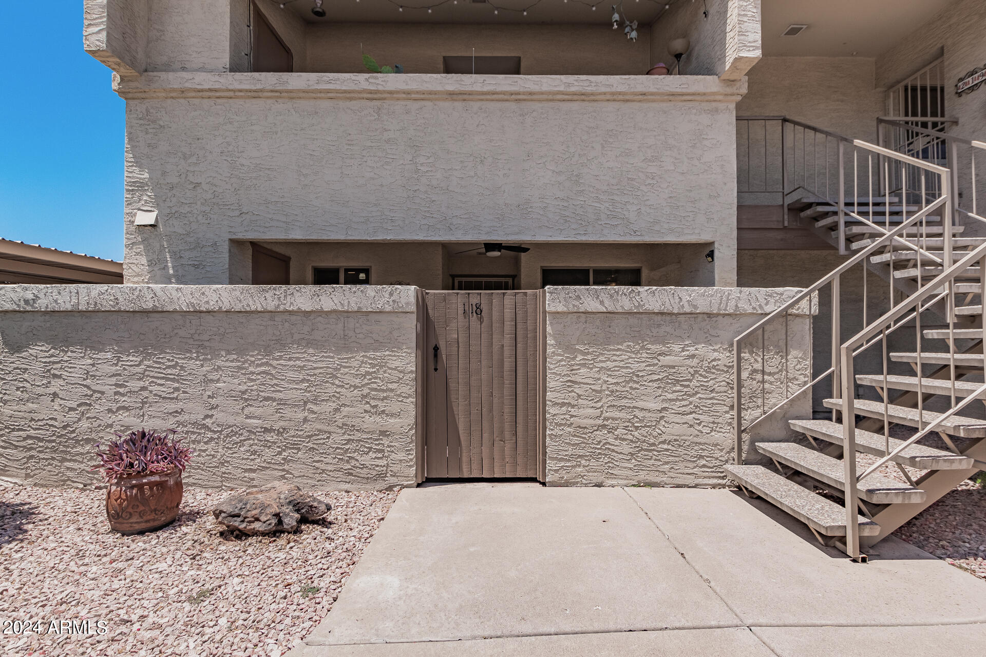 4150 E CACTUS Road # 118