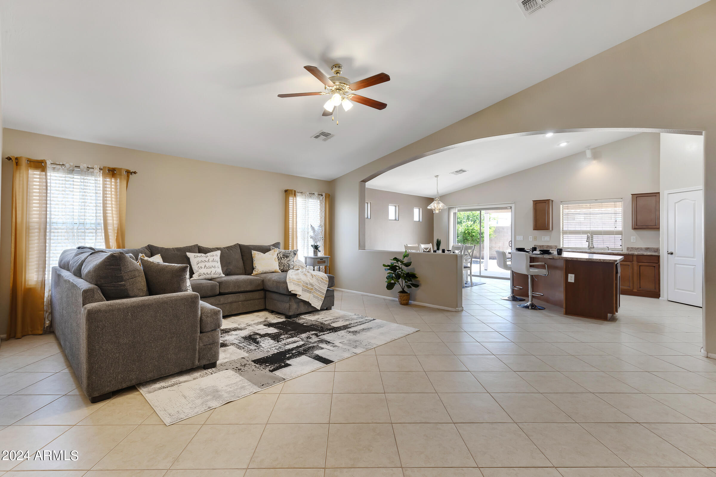 10435 W SOUTHGATE Avenue