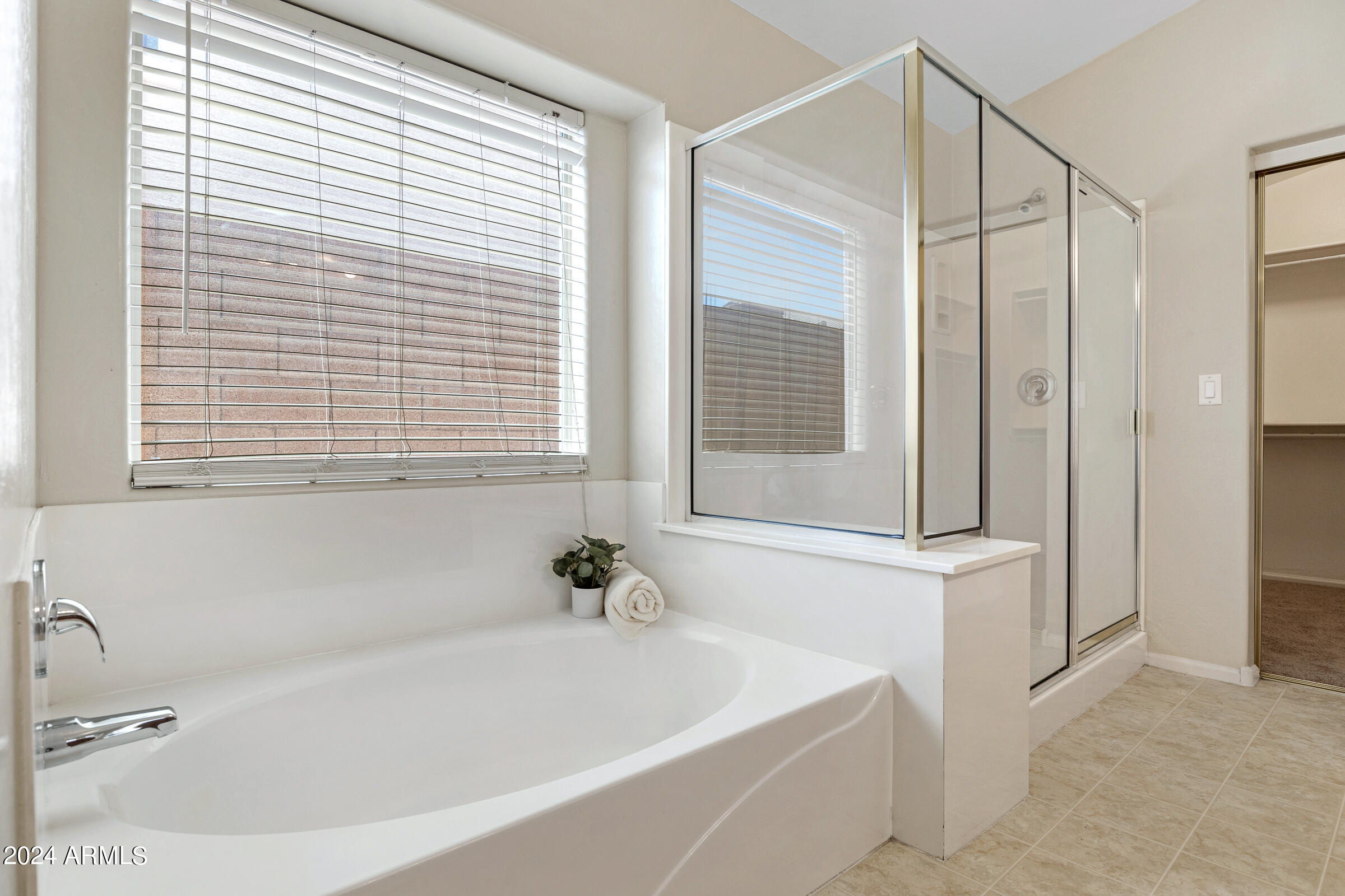 10435 W SOUTHGATE Avenue