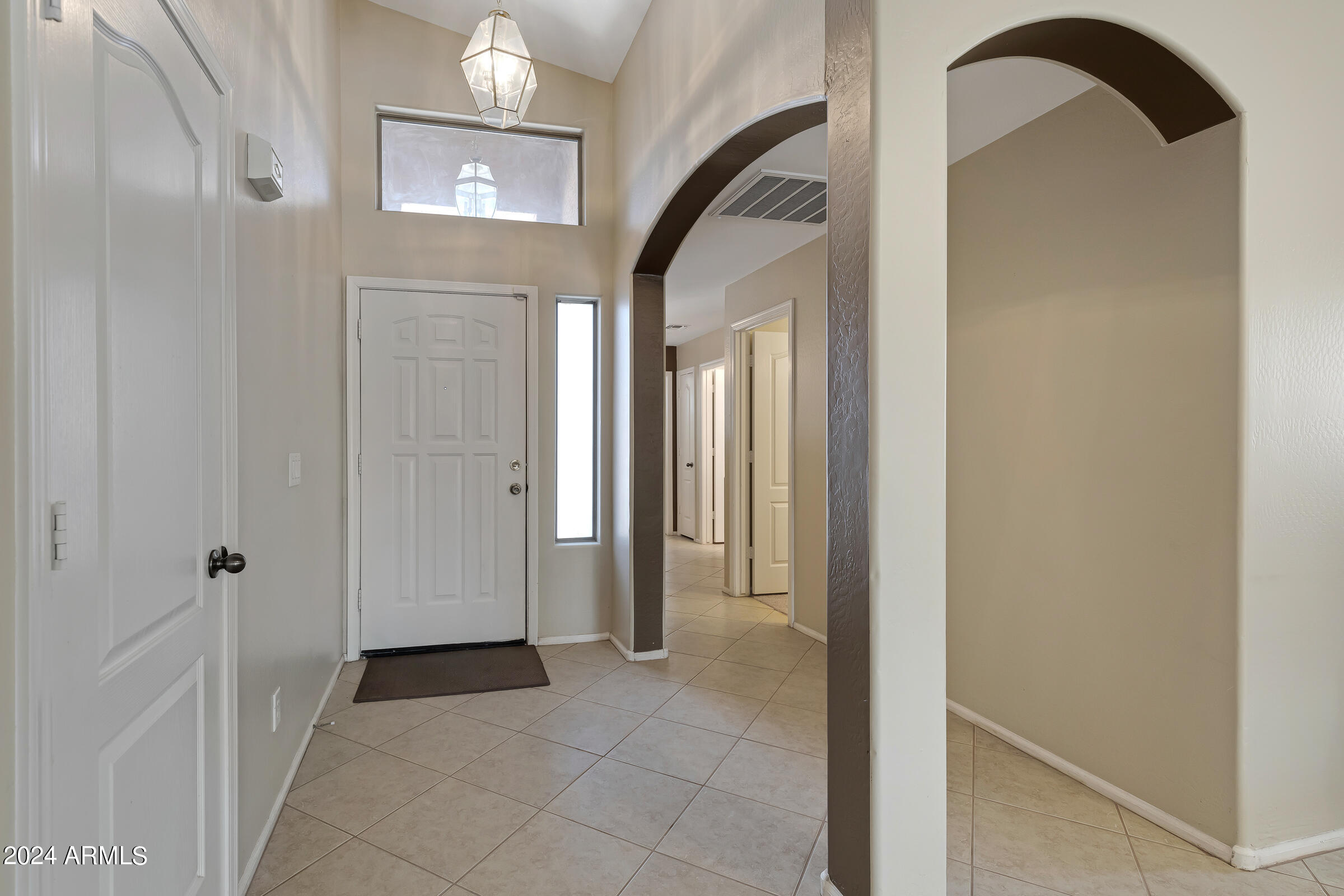 10435 W SOUTHGATE Avenue