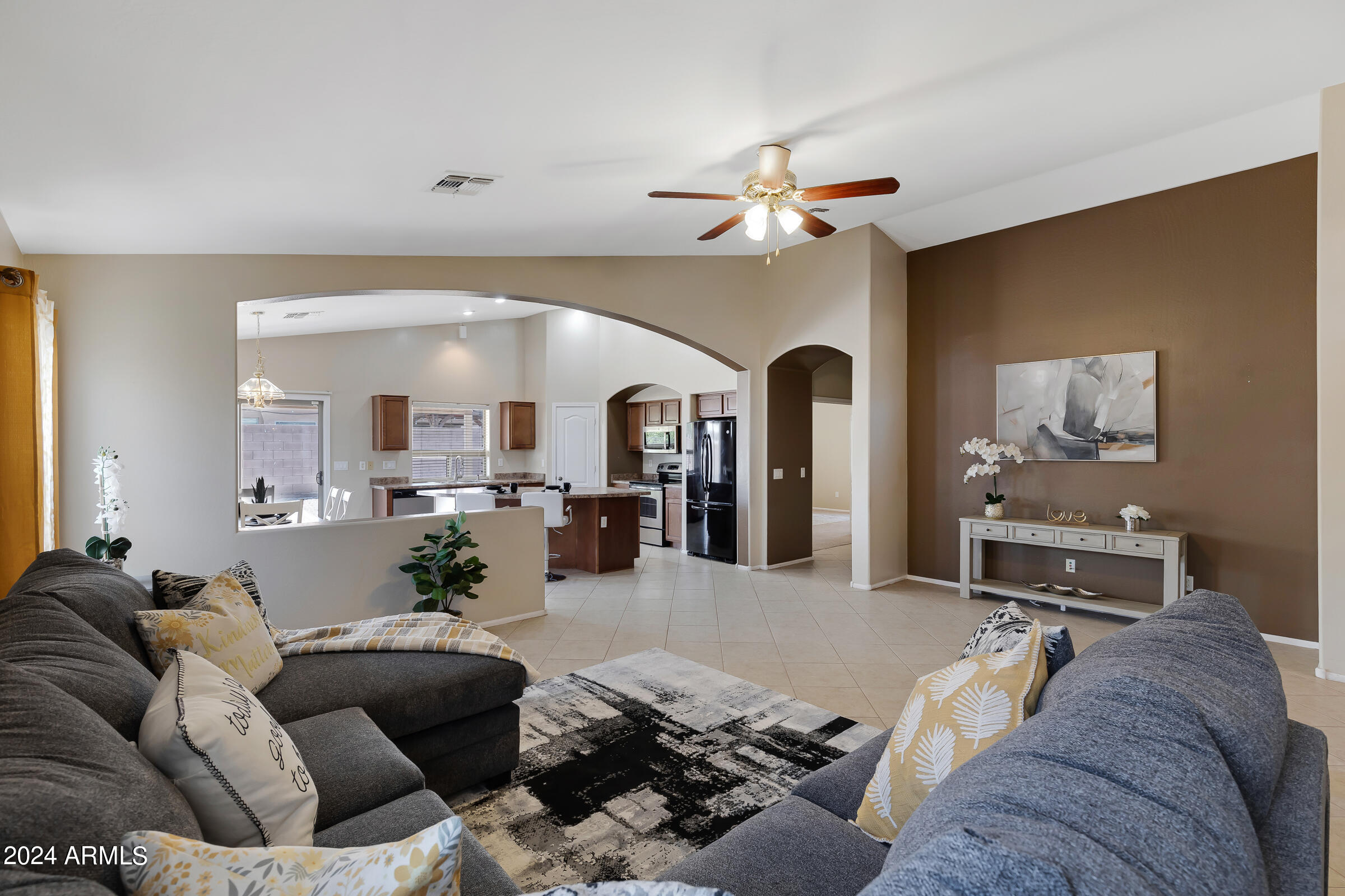 10435 W SOUTHGATE Avenue