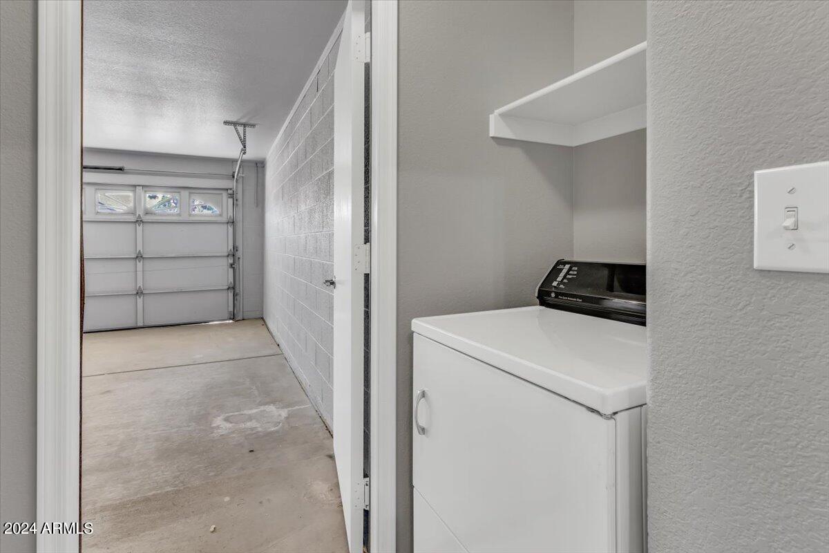 10932 W PUGET Avenue