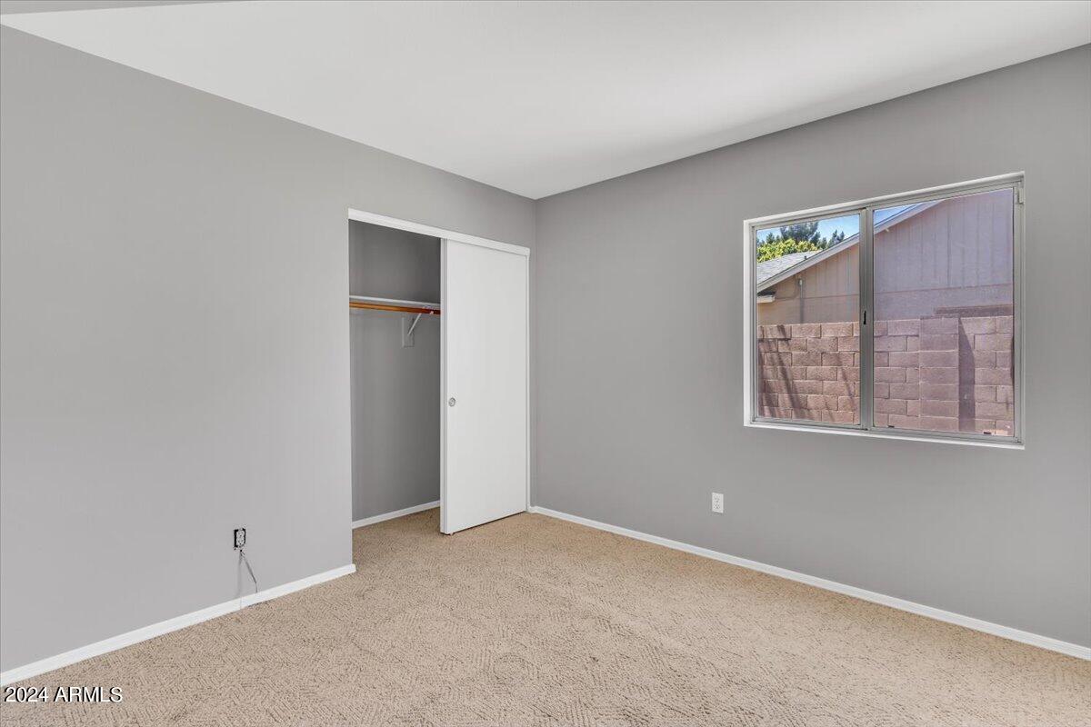 10932 W PUGET Avenue