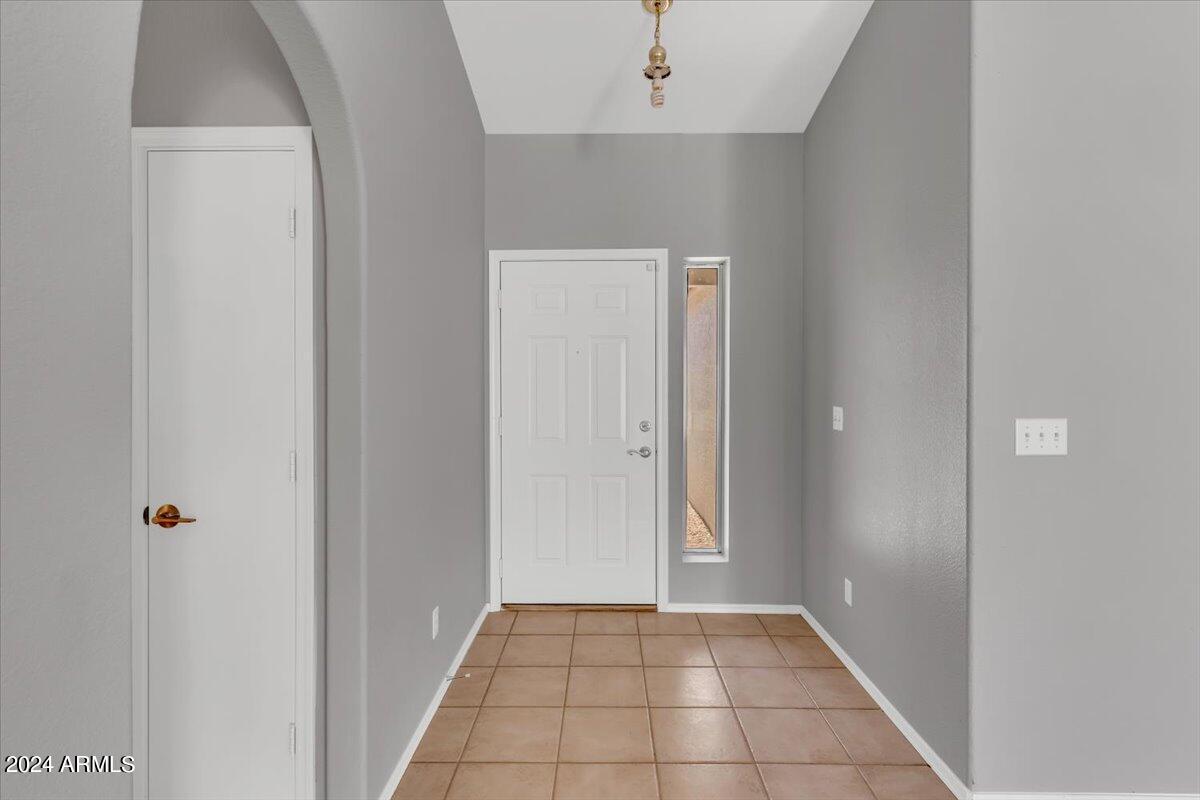 10932 W PUGET Avenue