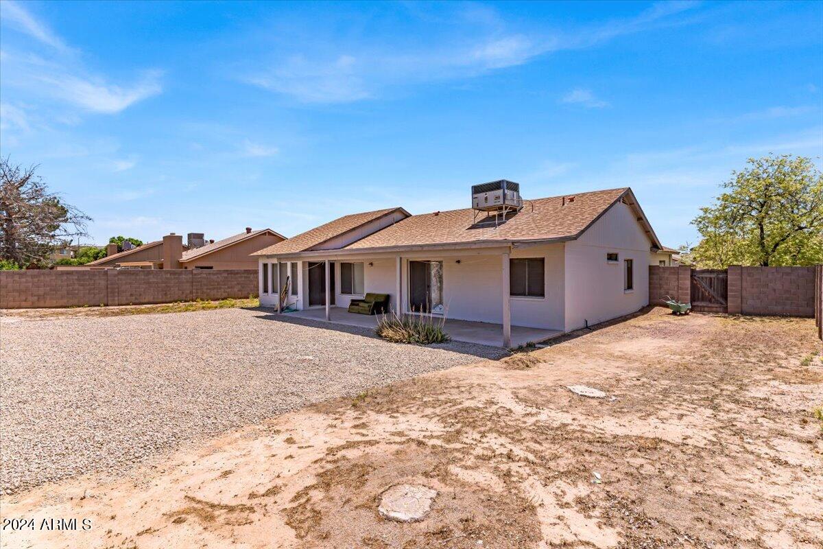 10932 W PUGET Avenue