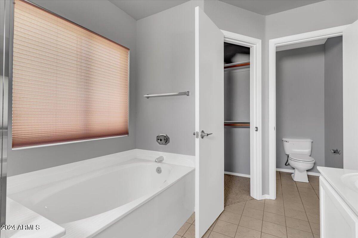 10932 W PUGET Avenue