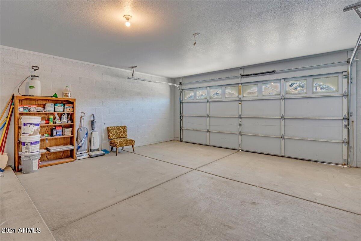 10932 W PUGET Avenue