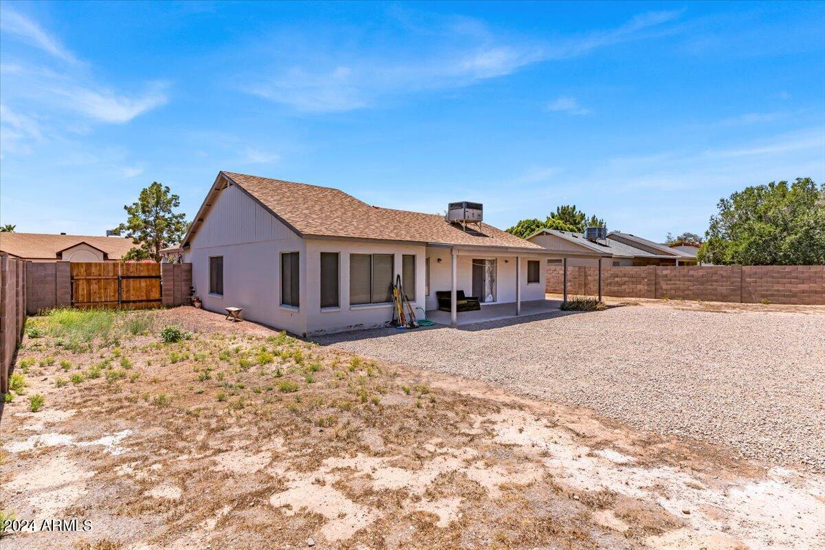 10932 W PUGET Avenue