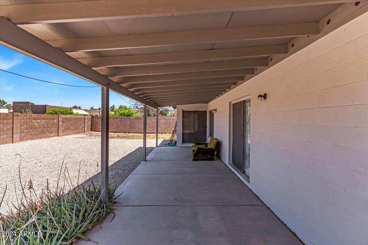 10932 W PUGET Avenue