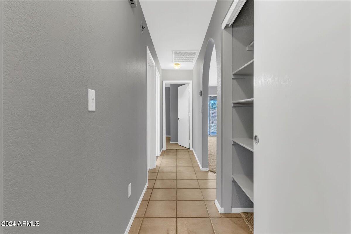 10932 W PUGET Avenue