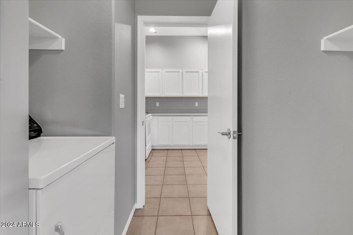 10932 W PUGET Avenue