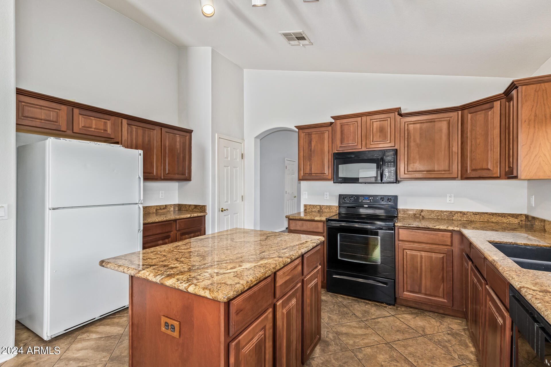 5754 S BRITTANY Lane