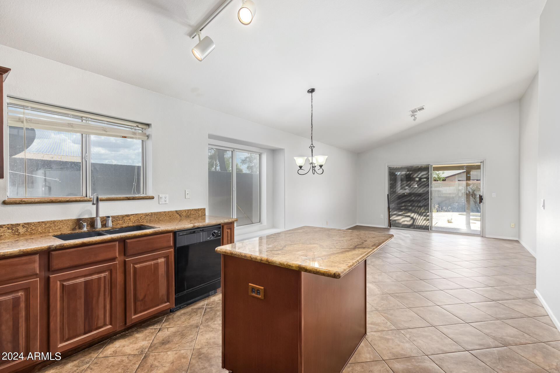 5754 S BRITTANY Lane