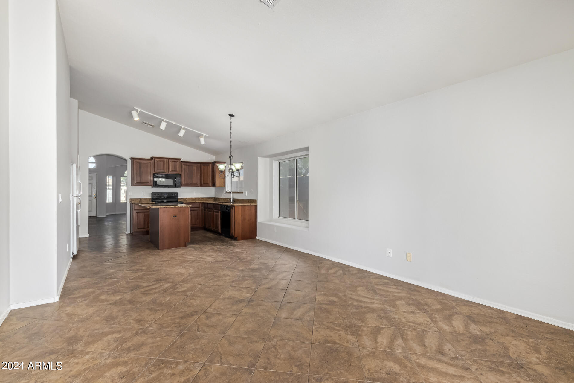 5754 S BRITTANY Lane