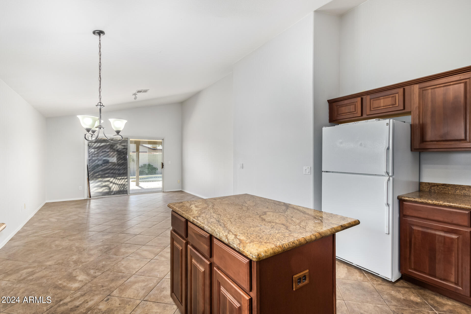 5754 S BRITTANY Lane