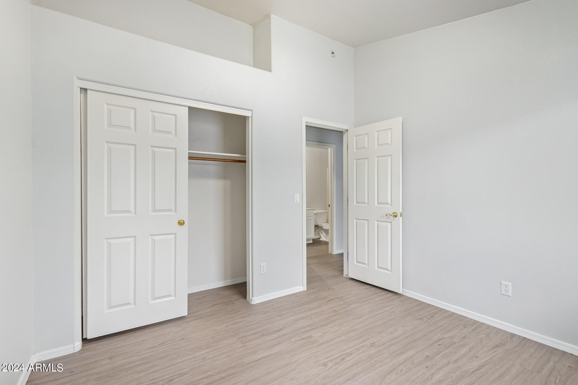 5754 S BRITTANY Lane