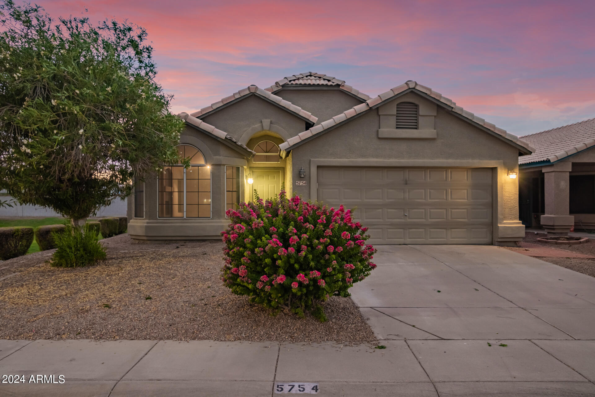 5754 S BRITTANY Lane