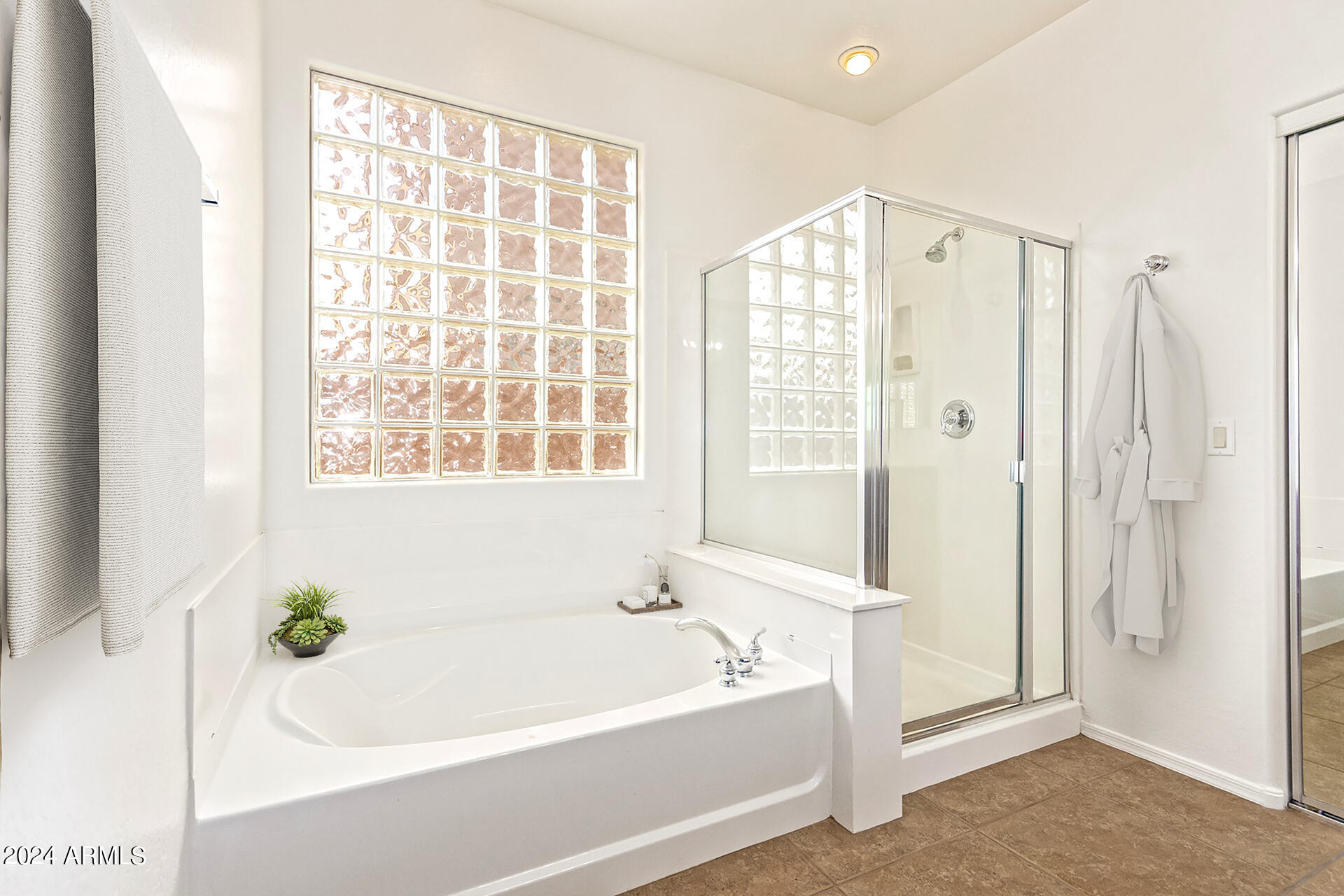 4367 E KILLARNEY Street