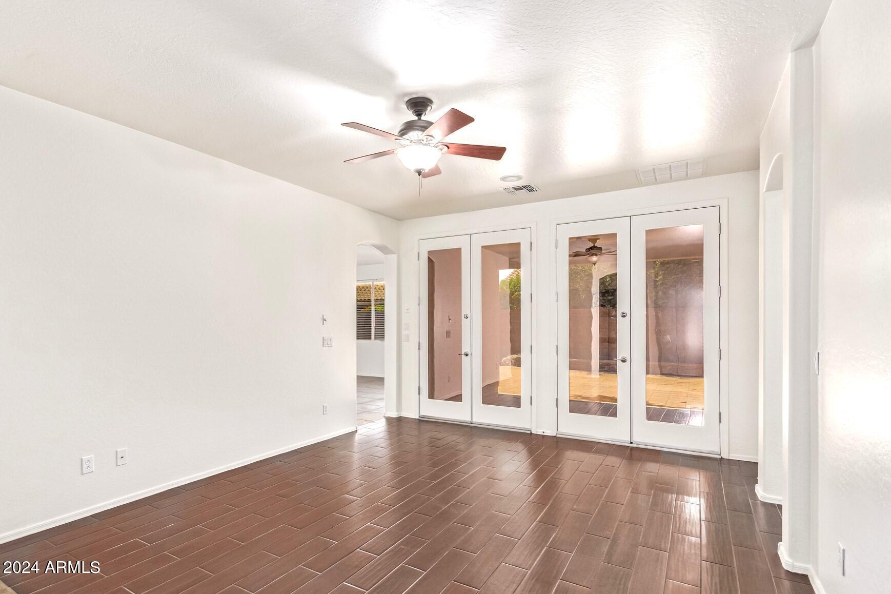 4367 E KILLARNEY Street