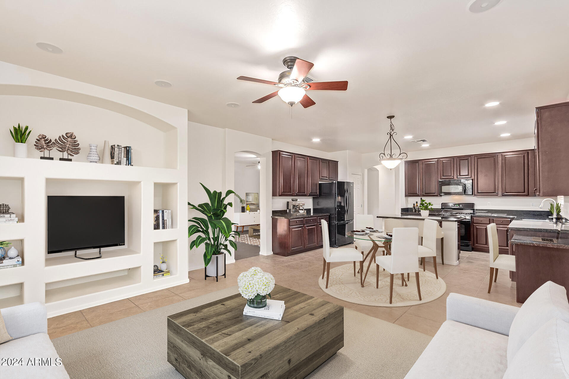 4367 E KILLARNEY Street