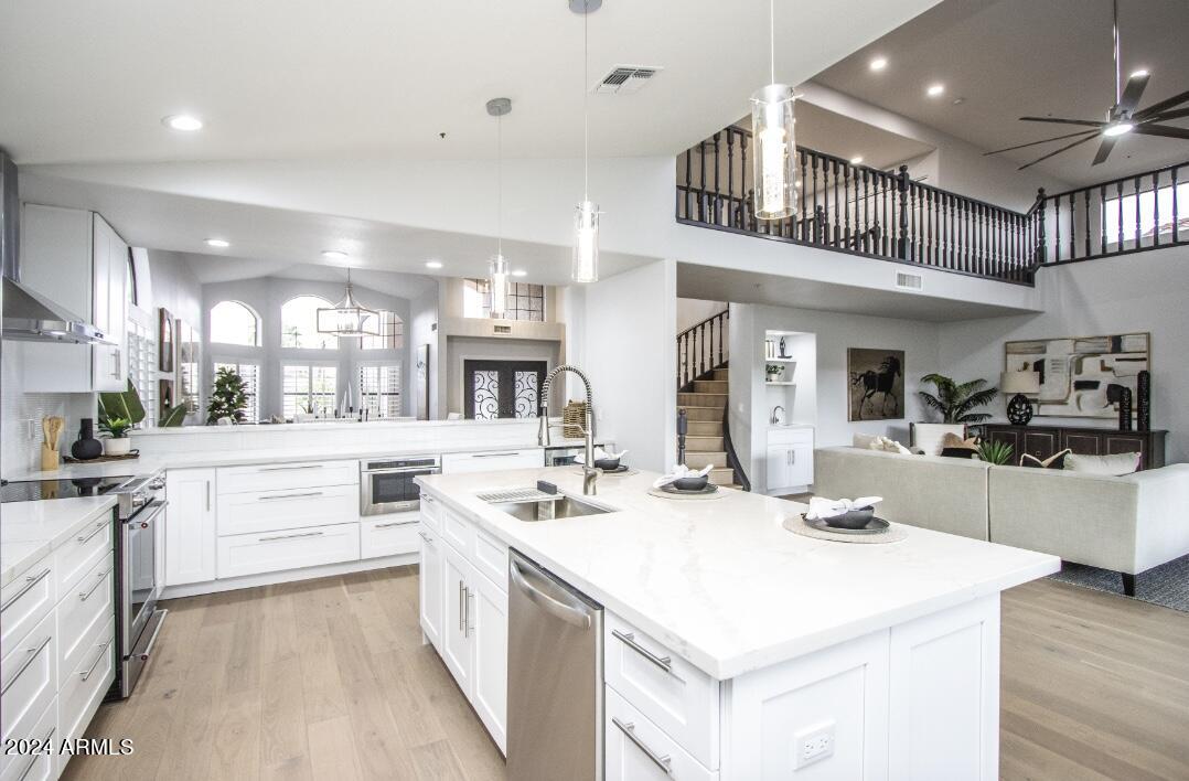 11004 N 128TH Place
