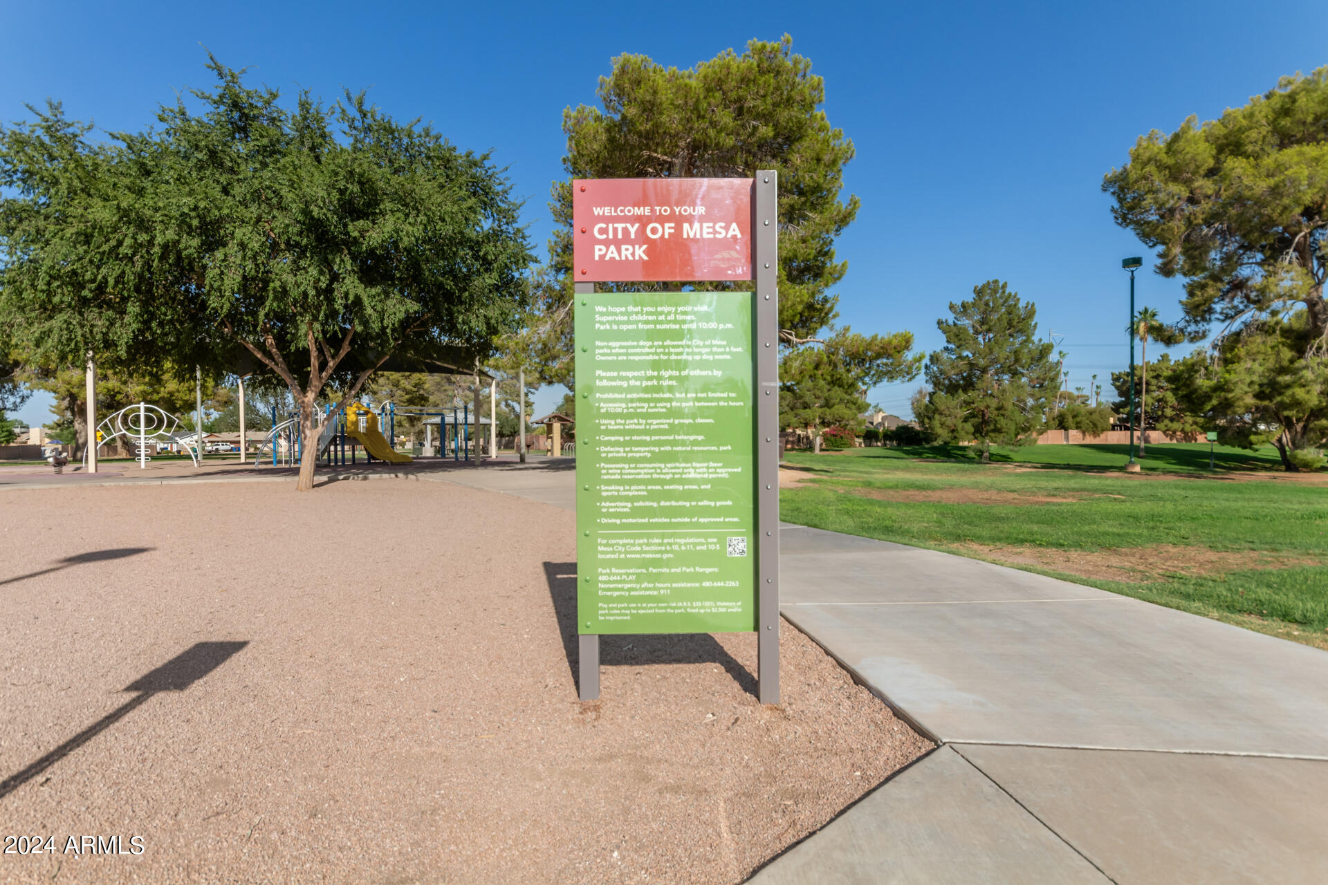 2365 W PORTOBELLO Avenue