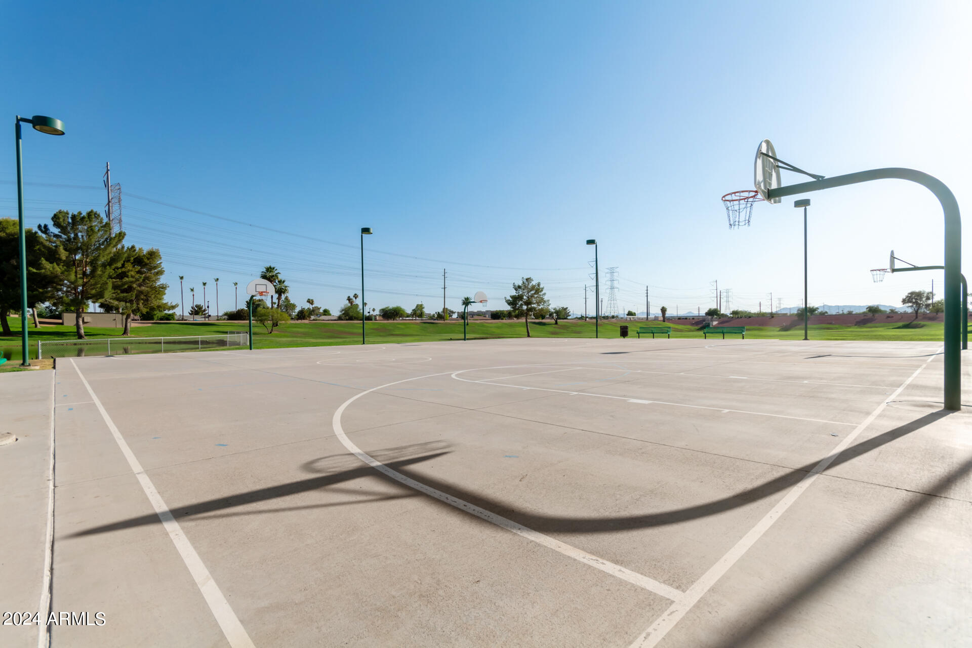 2365 W PORTOBELLO Avenue