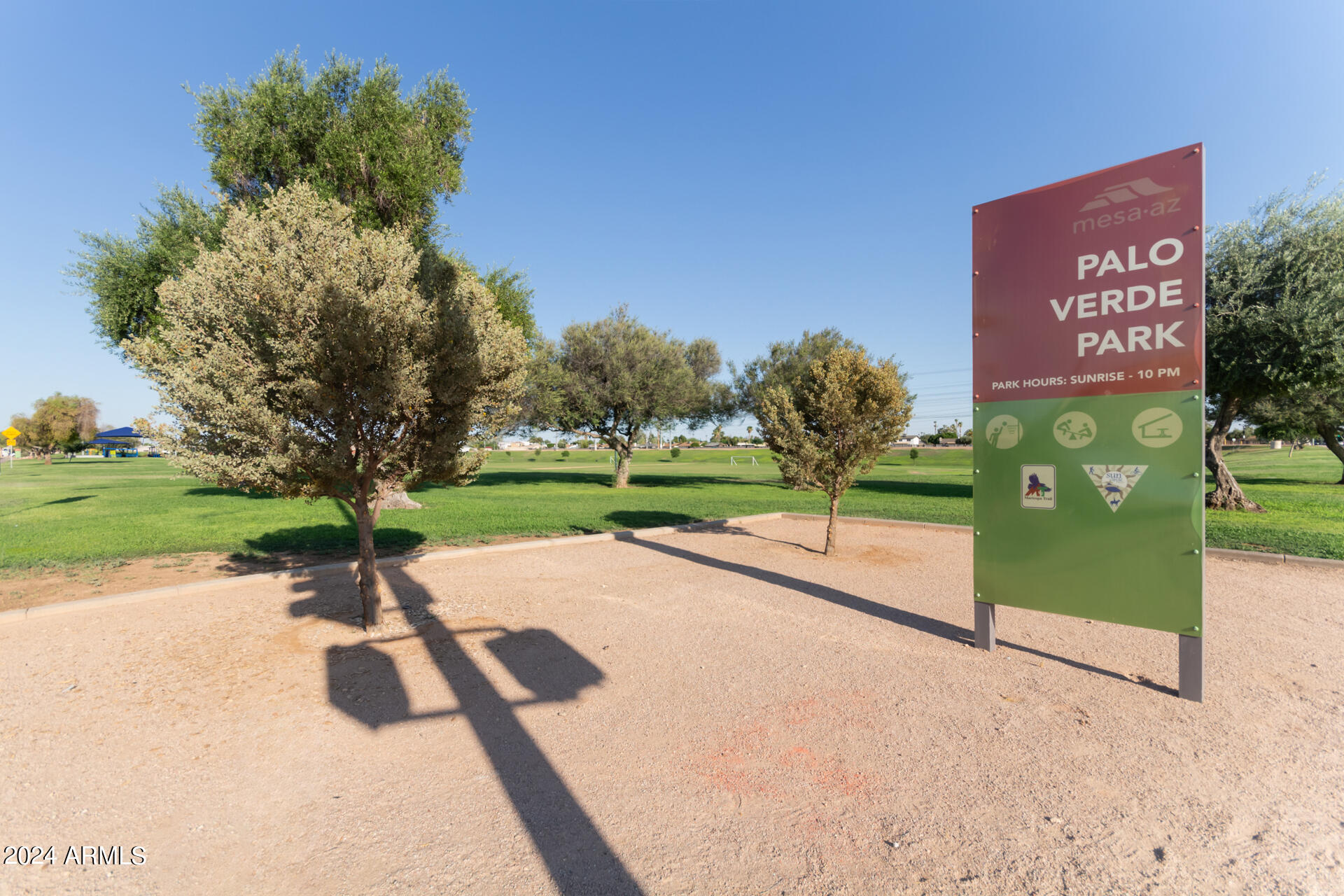 2365 W PORTOBELLO Avenue