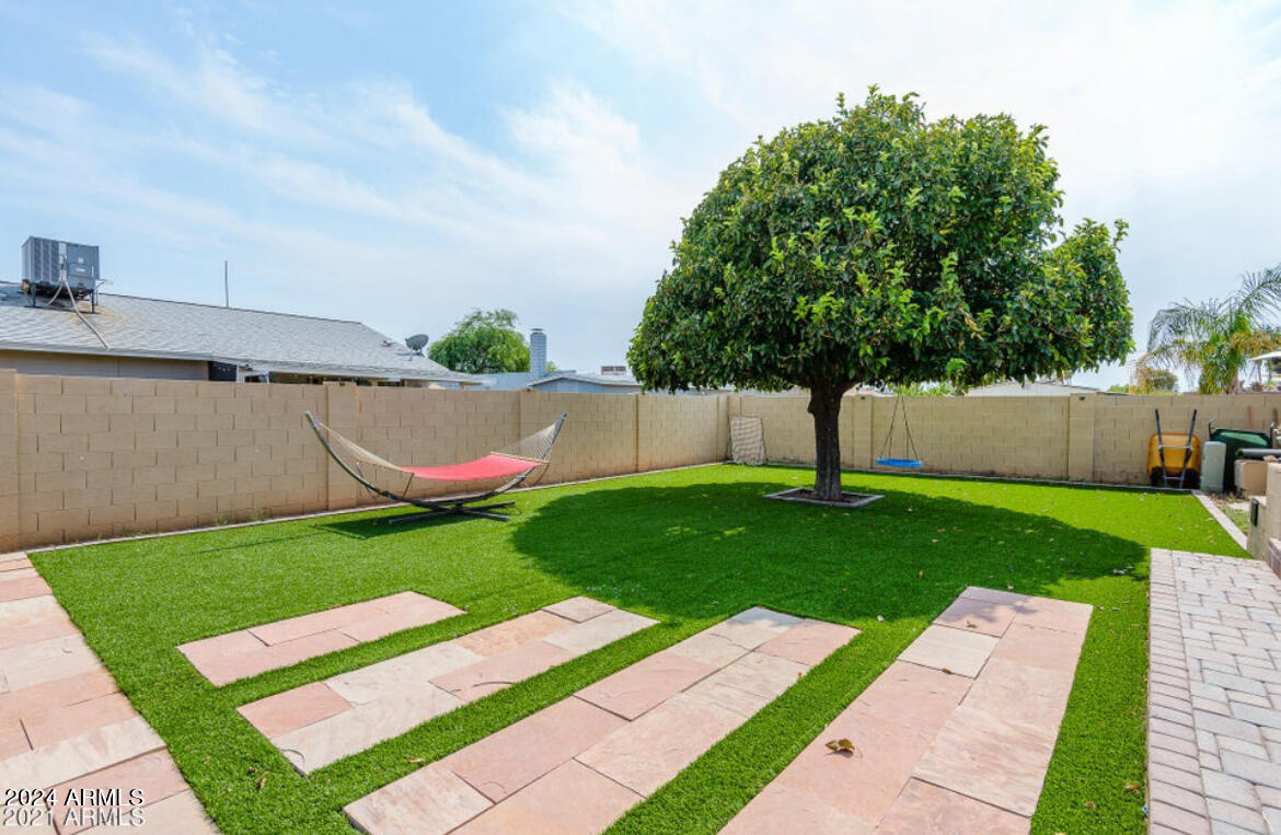 3733 W Mandalay Lane