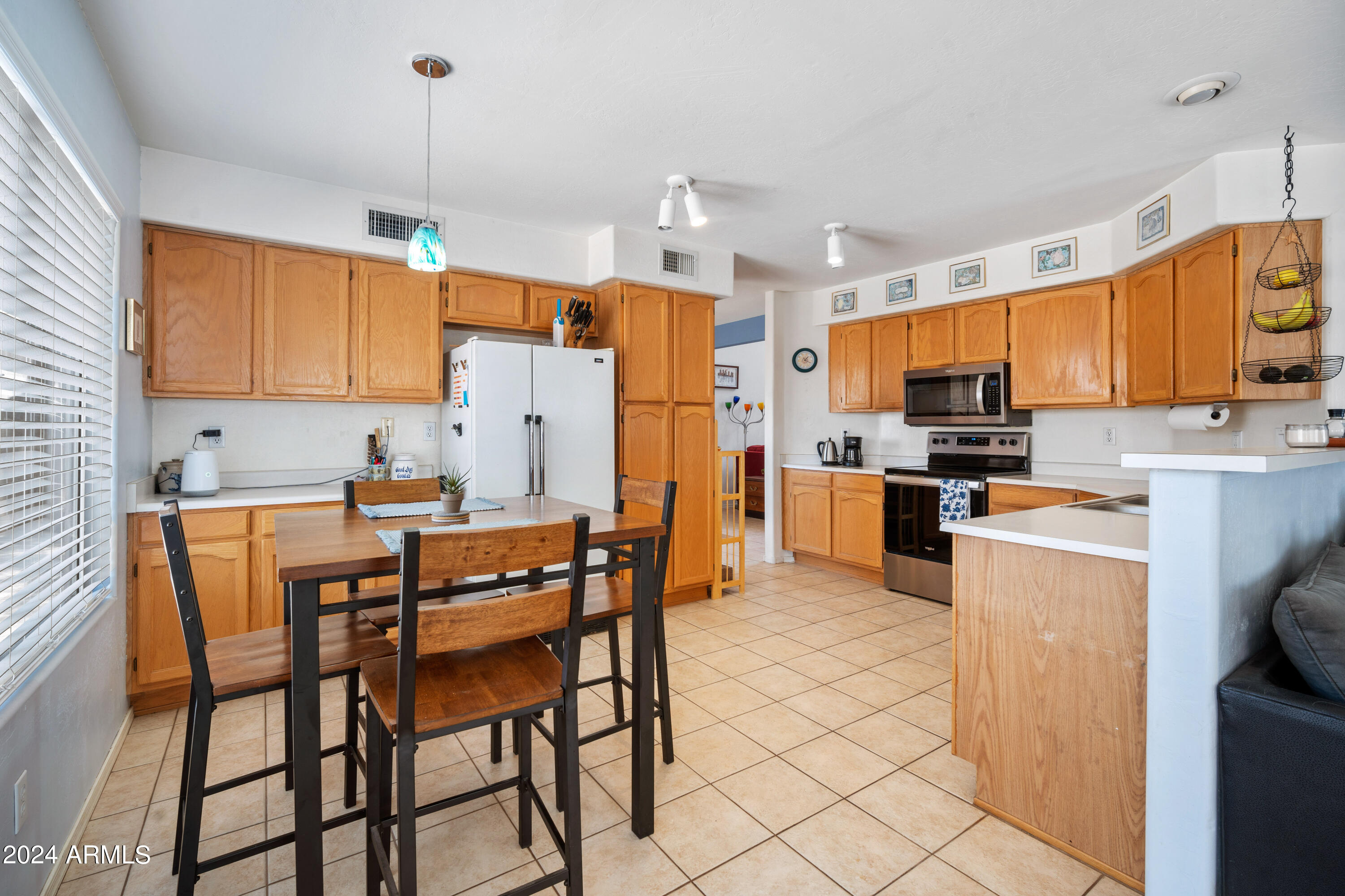 4016 E WILDCAT Drive