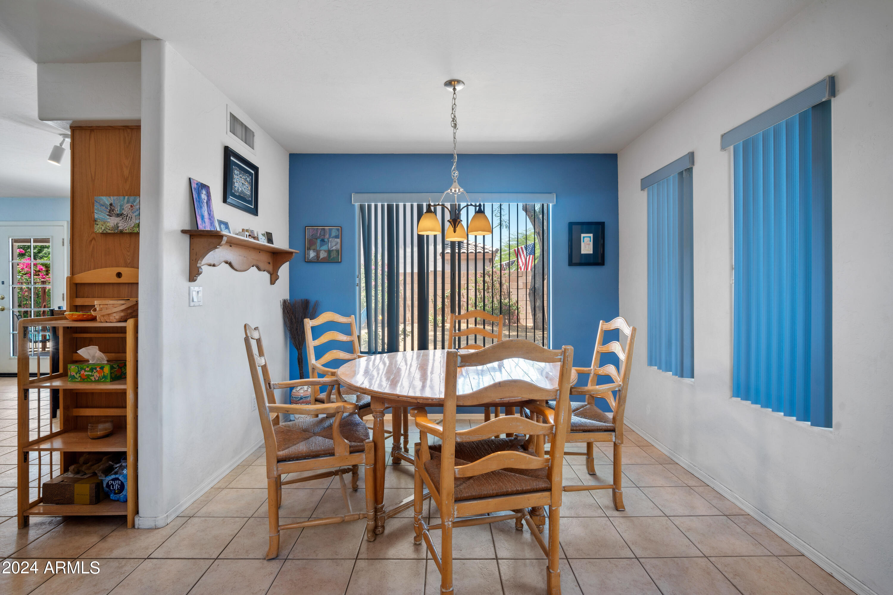 4016 E WILDCAT Drive