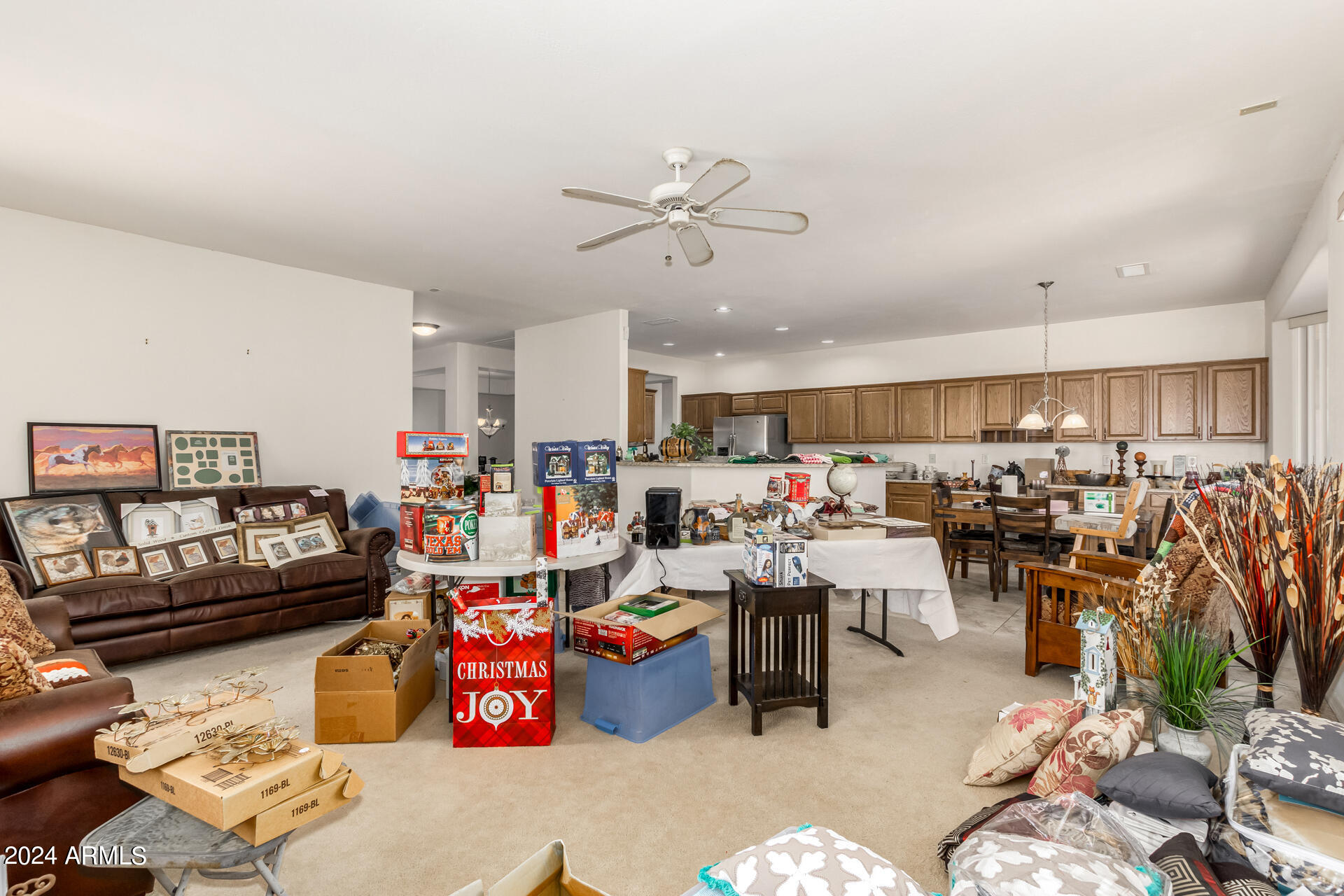 25546 W ST JAMES Avenue