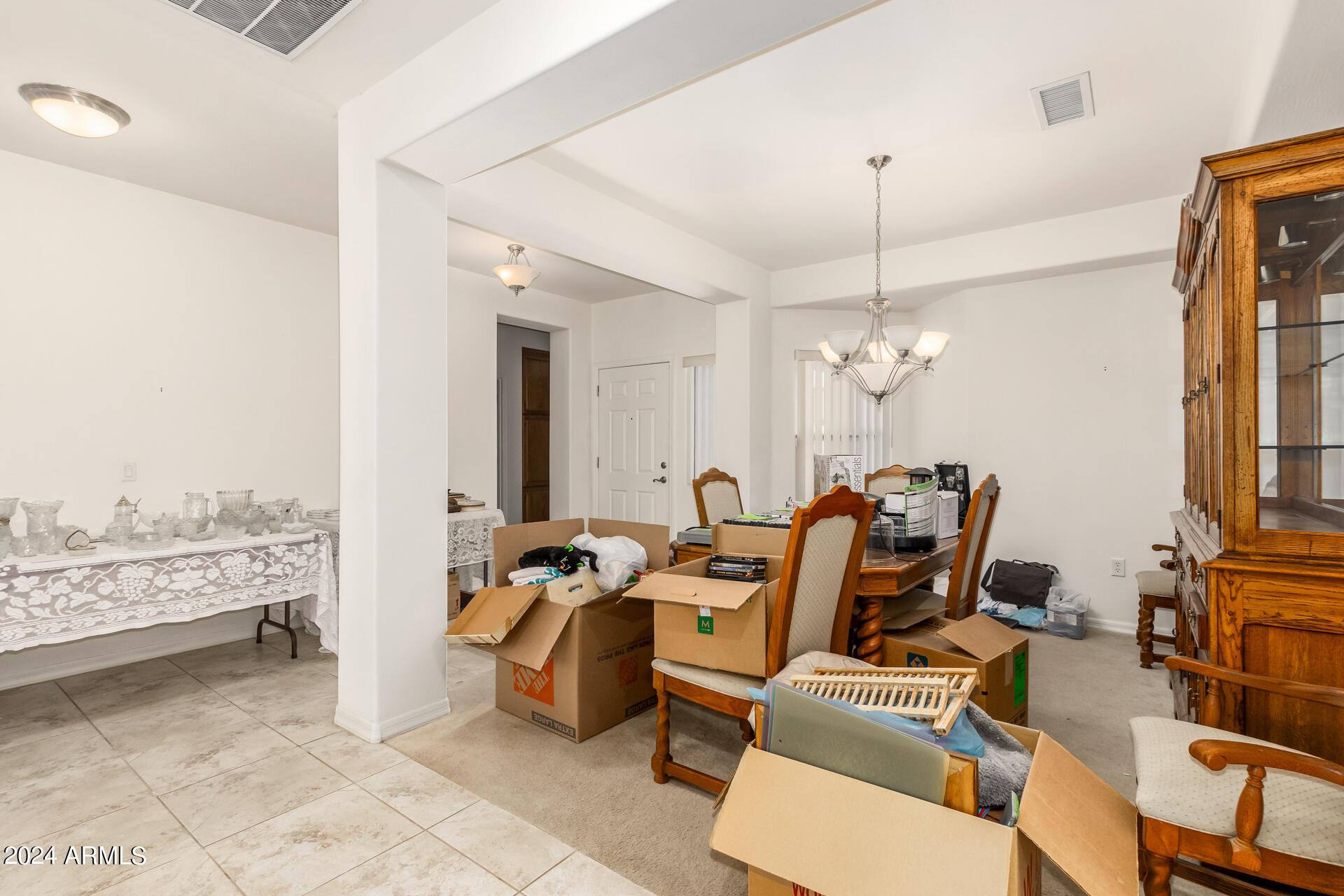 25546 W ST JAMES Avenue