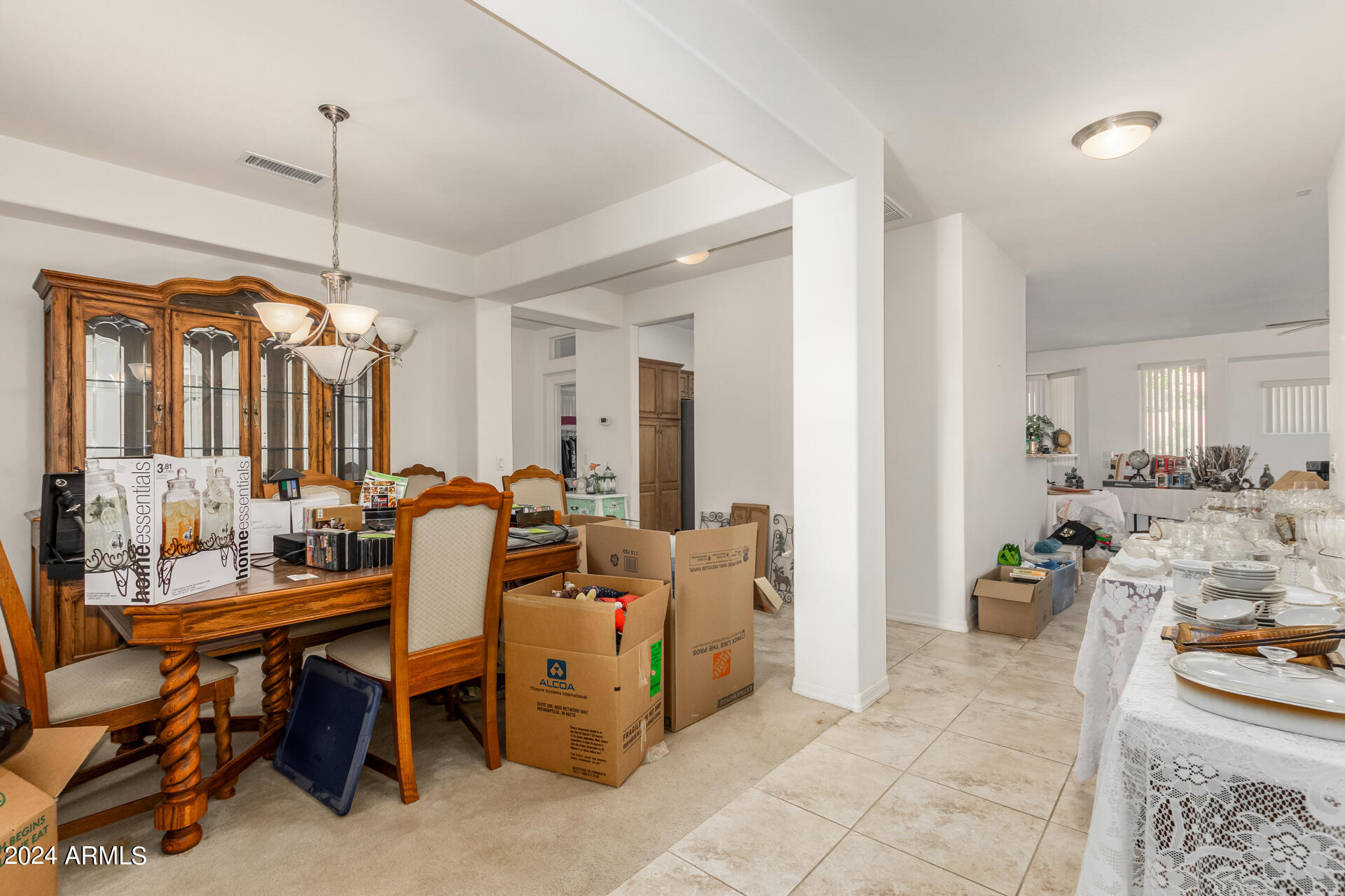 25546 W ST JAMES Avenue