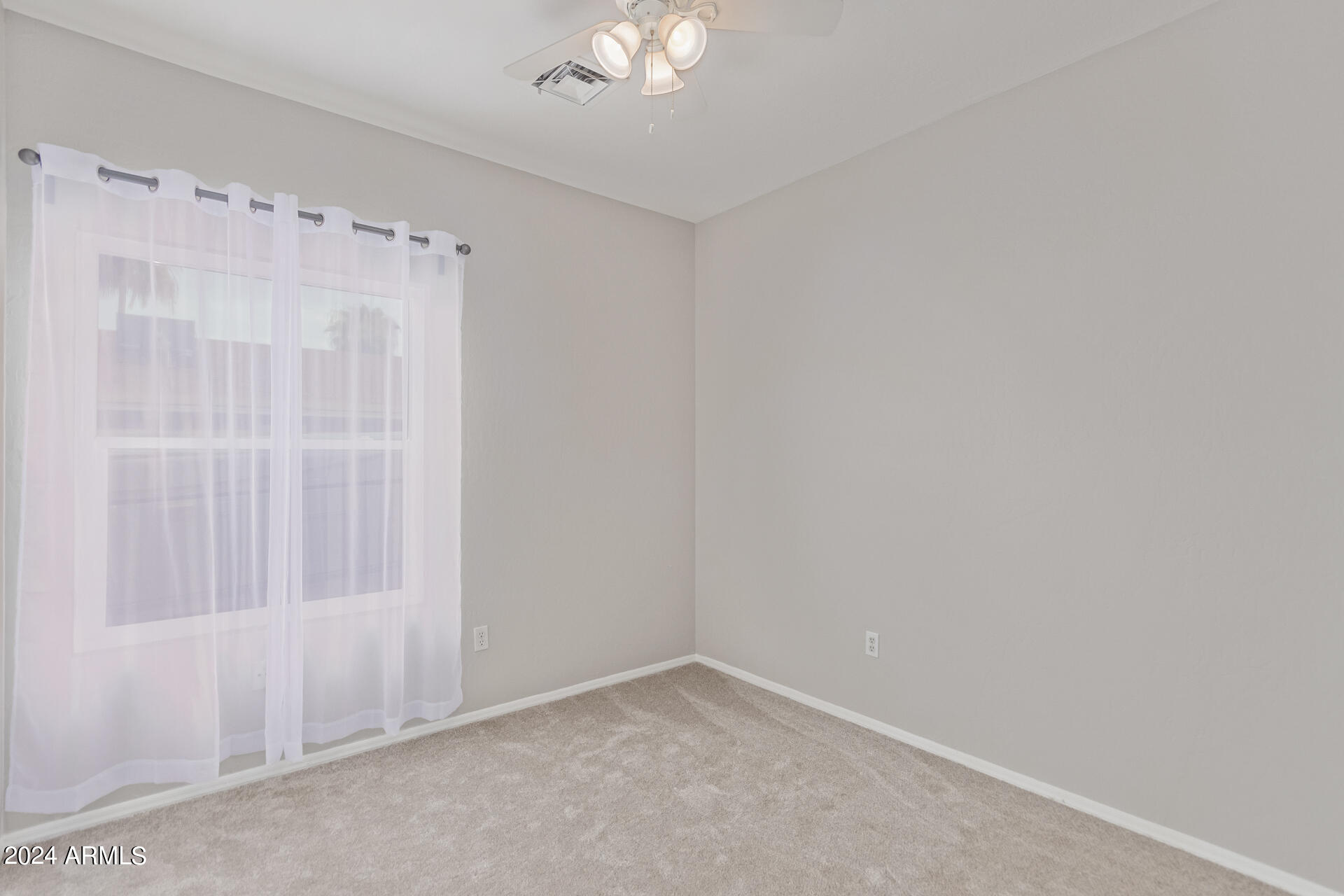 6150 W DEL RIO Street